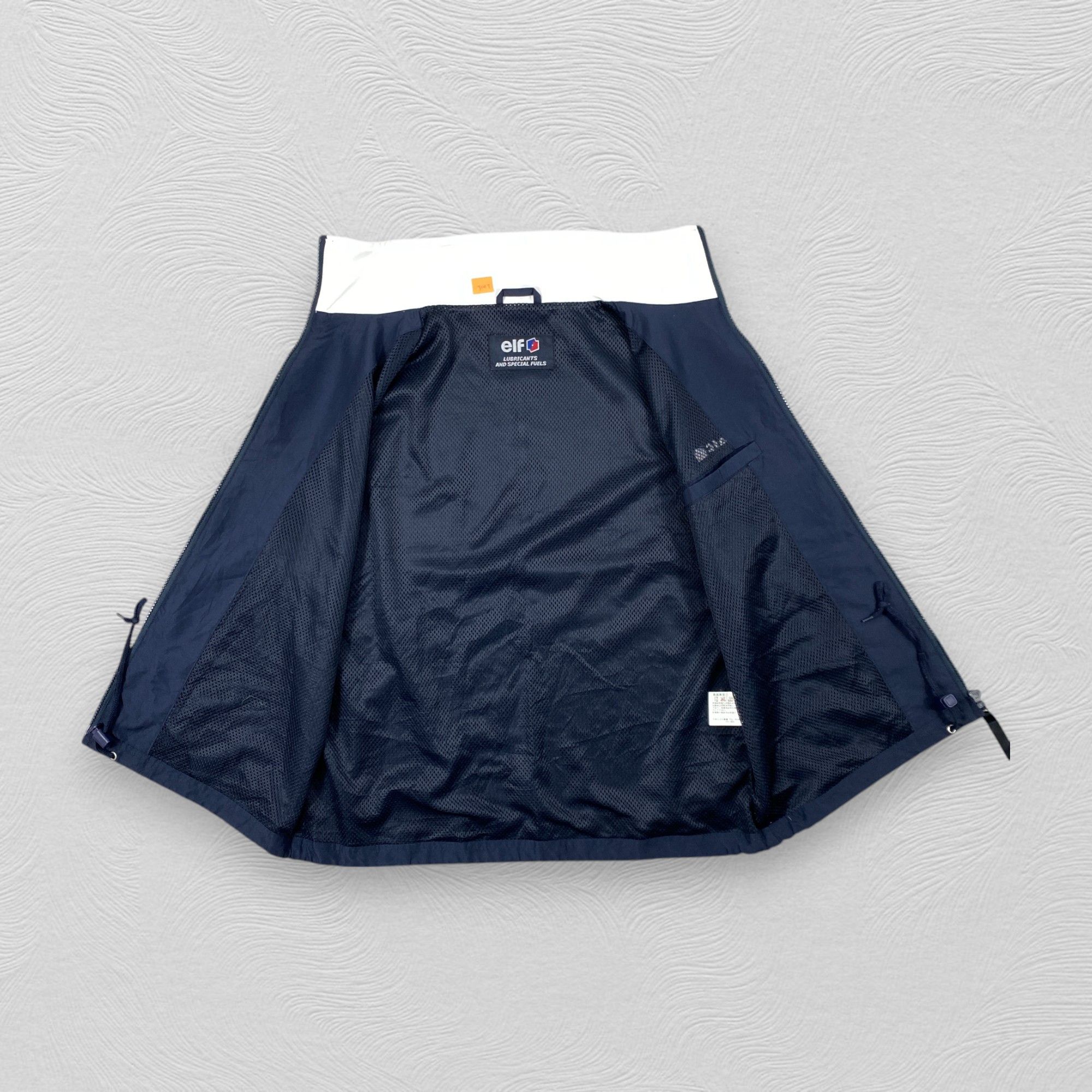 Gear for Sports Vintage Elf Lubricants And Special Fuels Vests -J147 Size US M / EU 48-50 / 2 - 2 Thumbnail