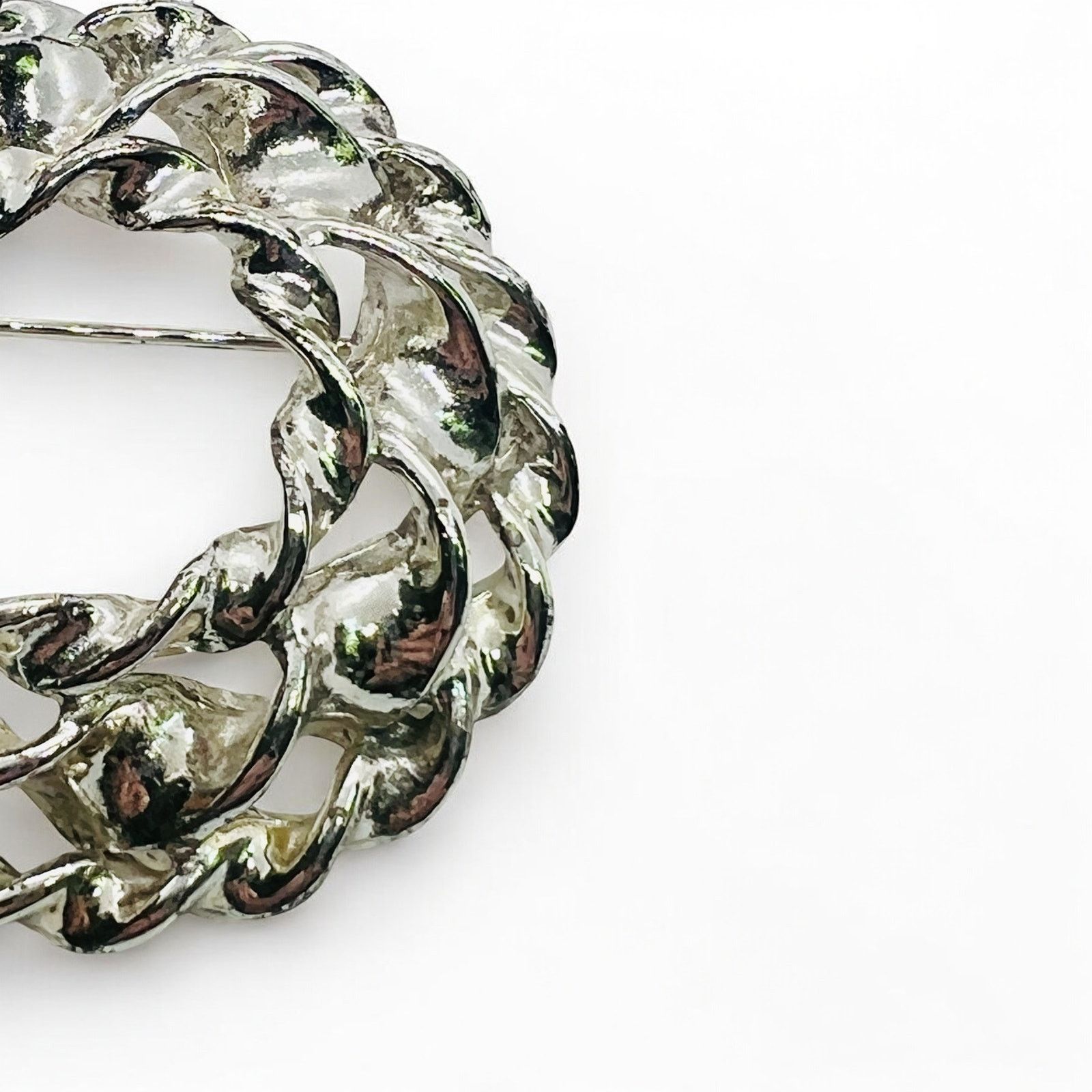 Anne Klein Silver Tone Wreath Brooch-Circle-Ring-Anne Klein-Twisted Size ONE SIZE - 4 Thumbnail