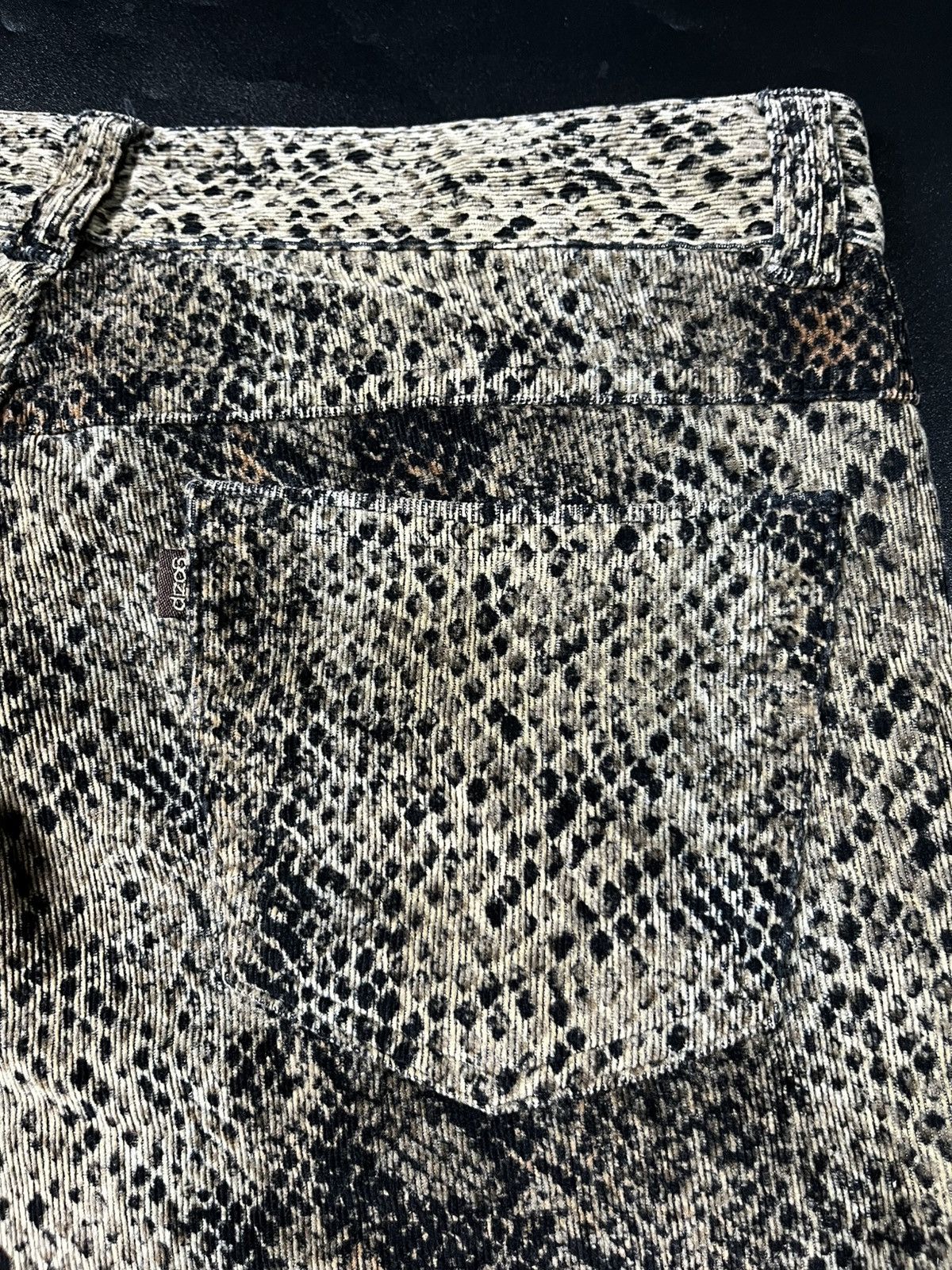 Japanese Brand Japanese snake python Super flare by Gozip Size US 28 / EU 44 - 8 Thumbnail