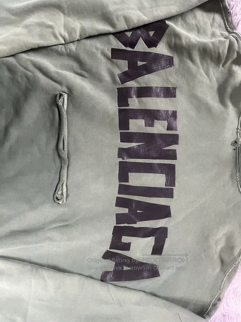 Balenciaga Balenciaga Tape Letter Hooded Sweatshirt Size US L / EU 52-54 / 3 - 2 Thumbnail