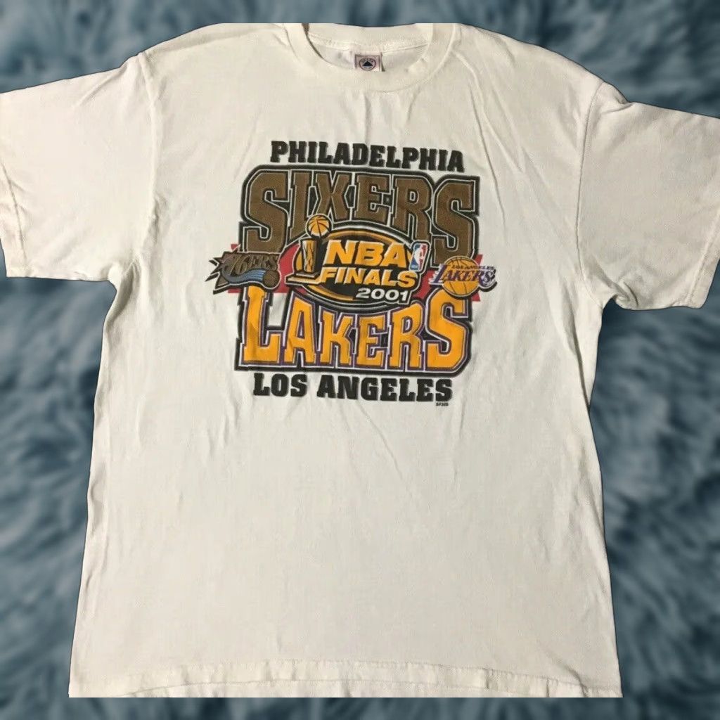 NBA Vtg 2001 Lakers NBA Finals Shirt L Basketball Kobe Shaq Champion 76ers Y2K 90s Size US L / EU 52-54 / 3 - 1 Thumbnail