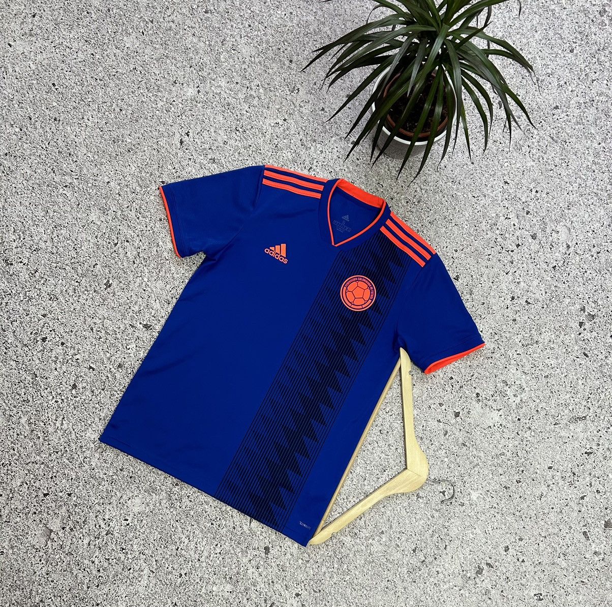 Adidas × Vintage Vintage Adidas 2018 2019 Away Football Soccer Jersey Size US S / EU 44-46 / 1 - 1 Thumbnail