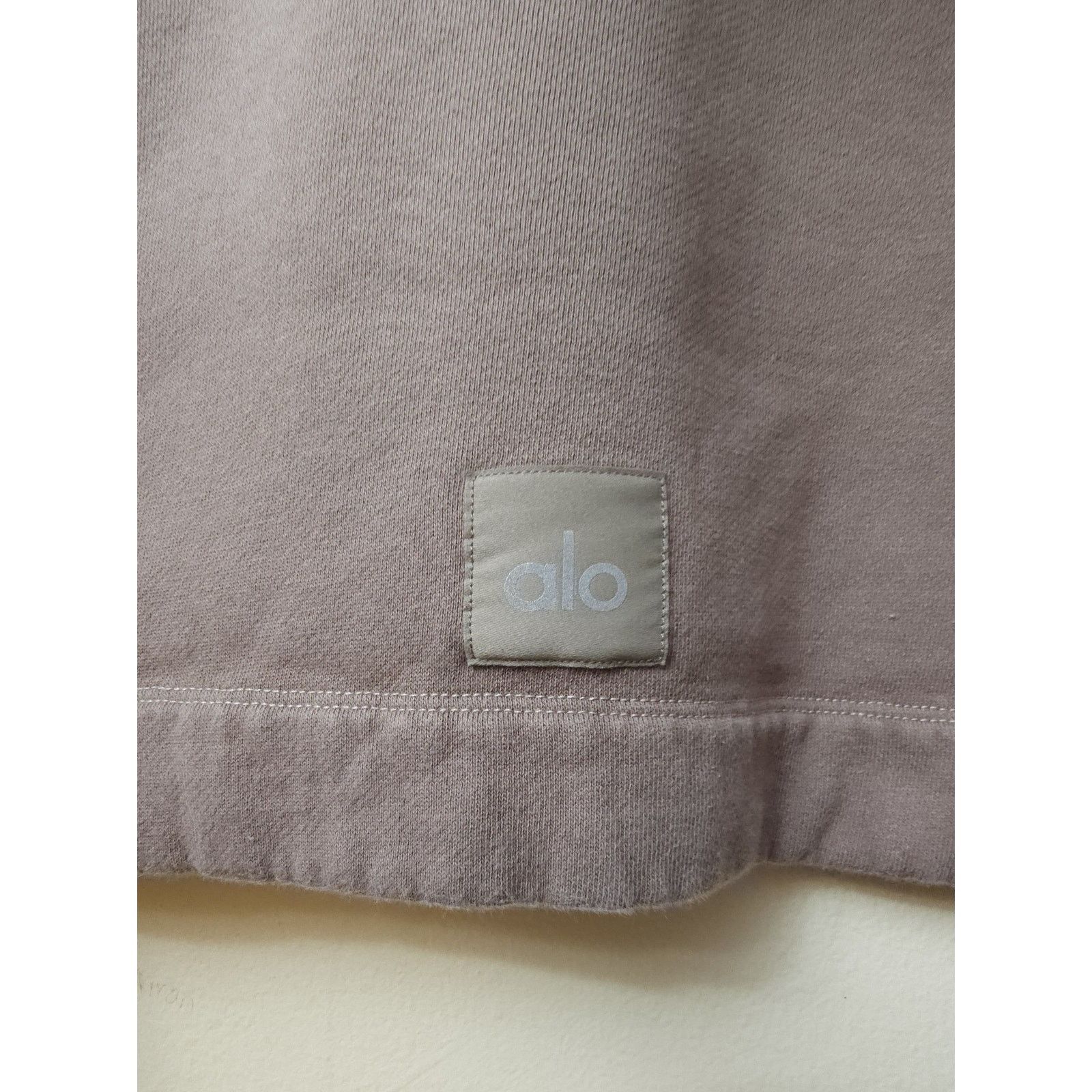 Alo Alo Yoga Women’s Ivory Muse Hoodie Cropped Size XS Size XS / US 0-2 / IT 36-38 - 4 Thumbnail