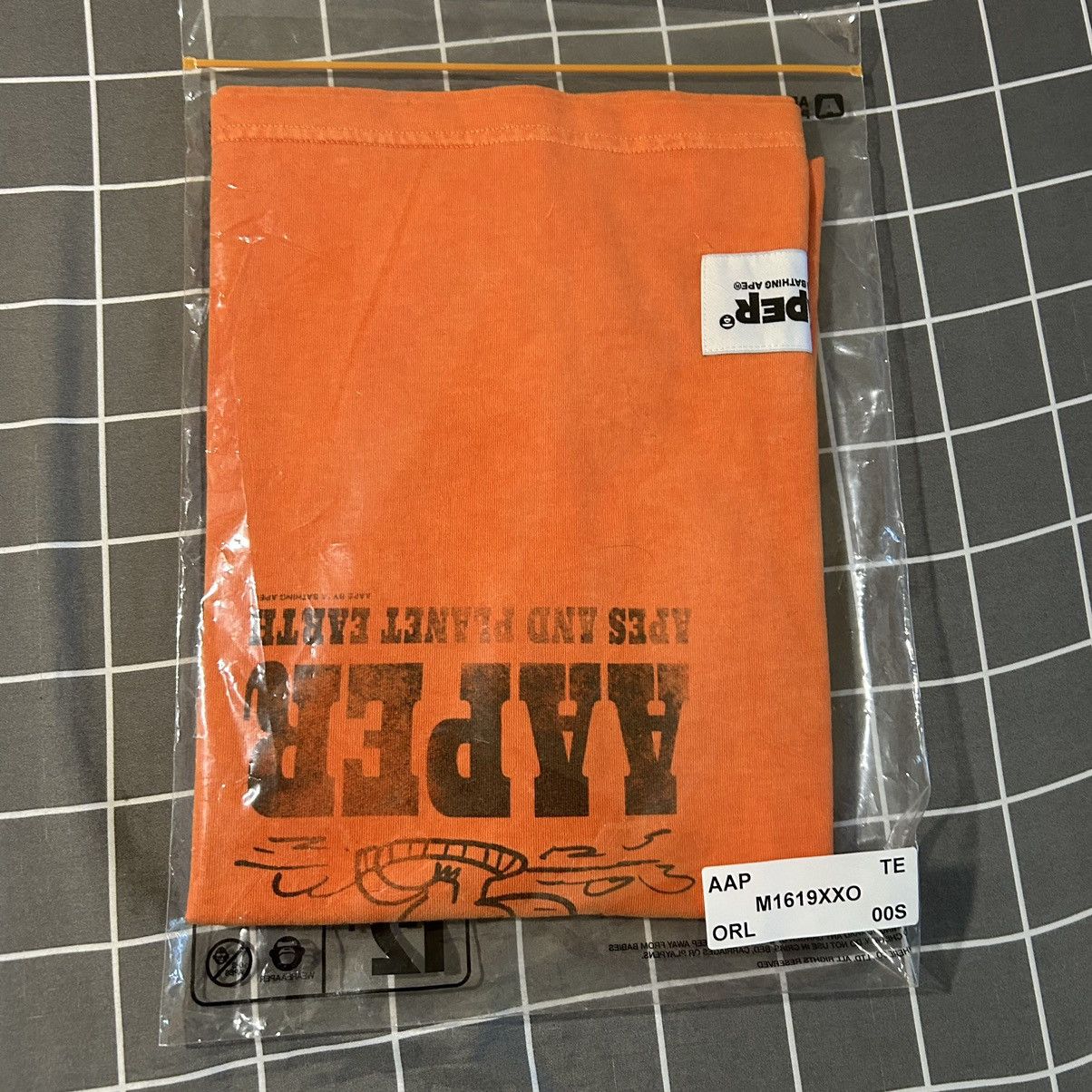 Aape AAPE Orange Astronaut Tee Size US S / EU 44-46 / 1 - 6 Thumbnail