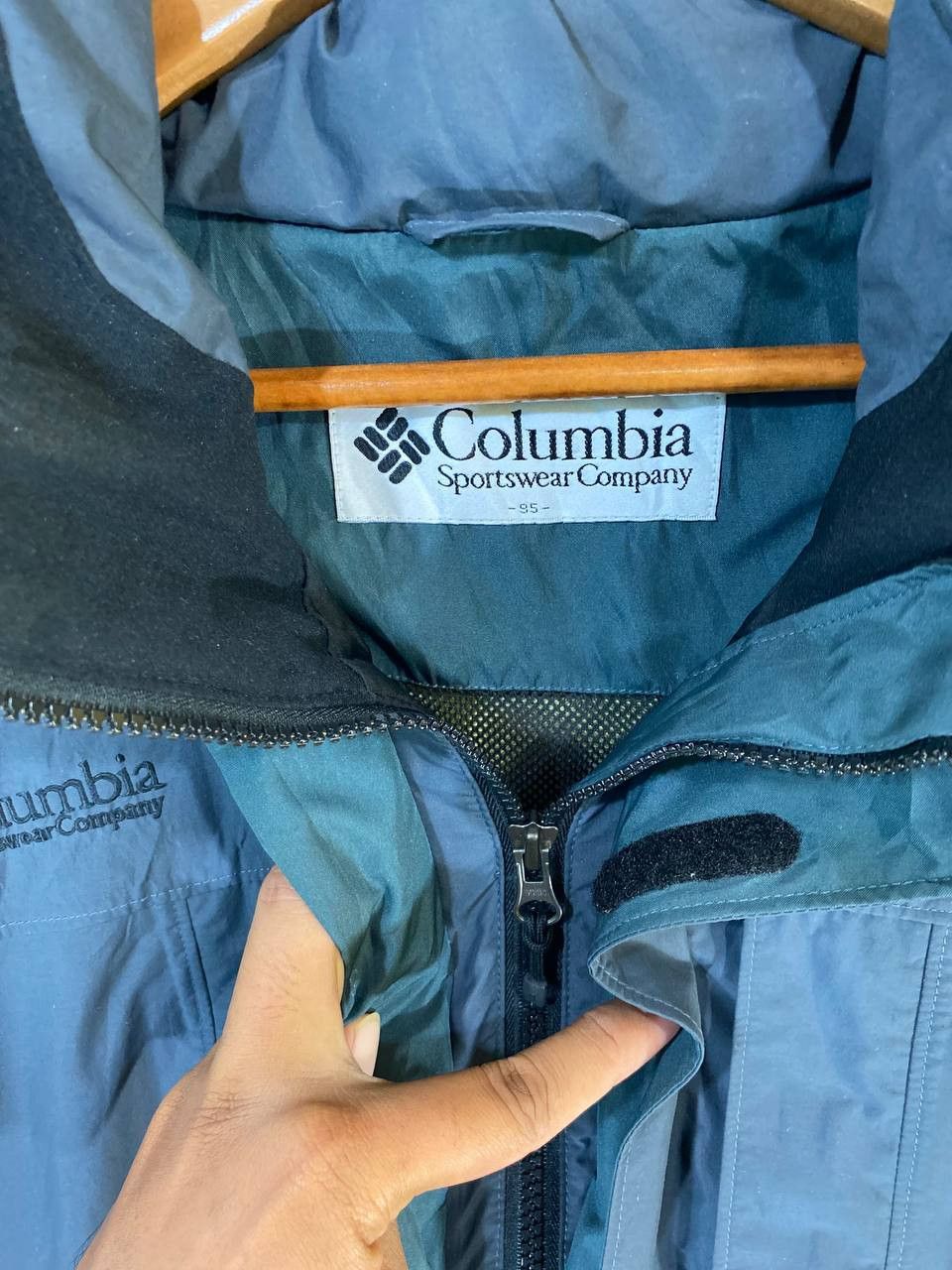 Columbia vintage columbia xcr goretex waterproof jacket nice design Size US XL / EU 56 / 4 - 6 Thumbnail