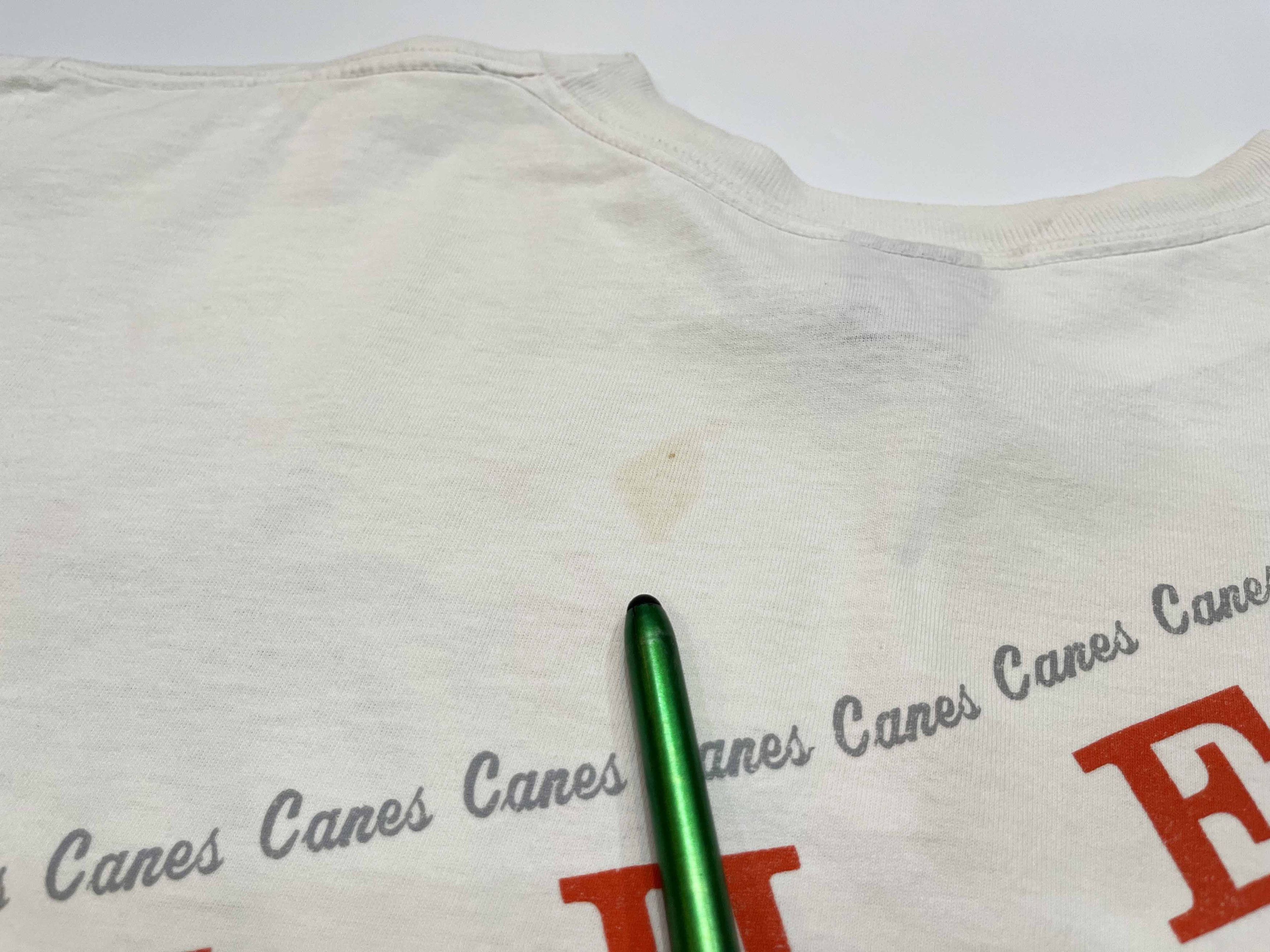 Vintage Vintage MSP Miami Hurricanes All Over Print NCAA T-Shirt Size US XL / EU 56 / 4 - 8 Thumbnail