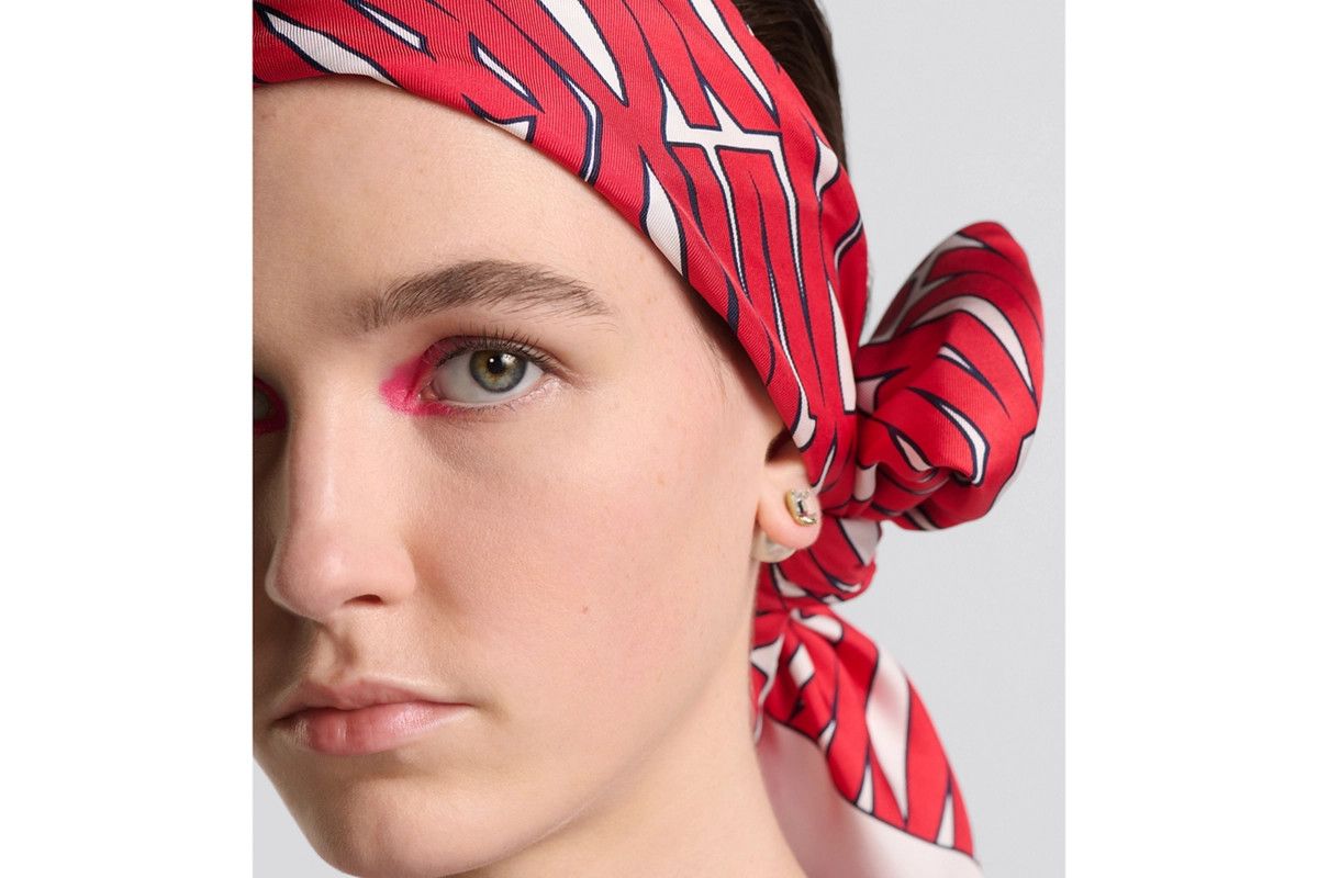Dior o1bcso1str0226 Size:OS/Allover 90 Square Scarf in White/Red Size ONE SIZE - 3 Thumbnail