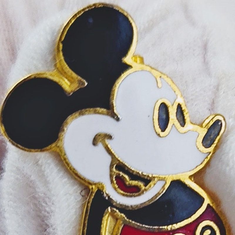 Disney Vintage Disney Mickey Mouse Enamel Brooch Gold-Toned Taiwan Size ONE SIZE - 2 Thumbnail
