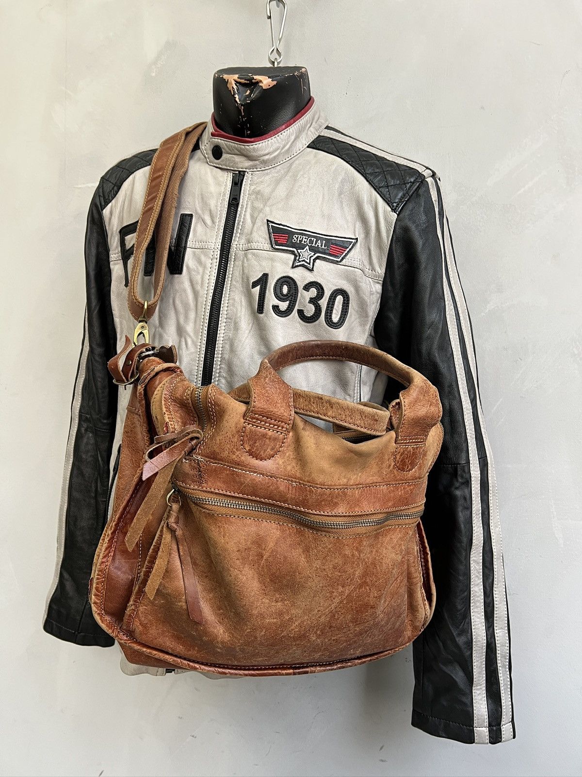 KMRii Kmrii style leather Multipocket shoulder bag y2k Size ONE SIZE - 1 Thumbnail