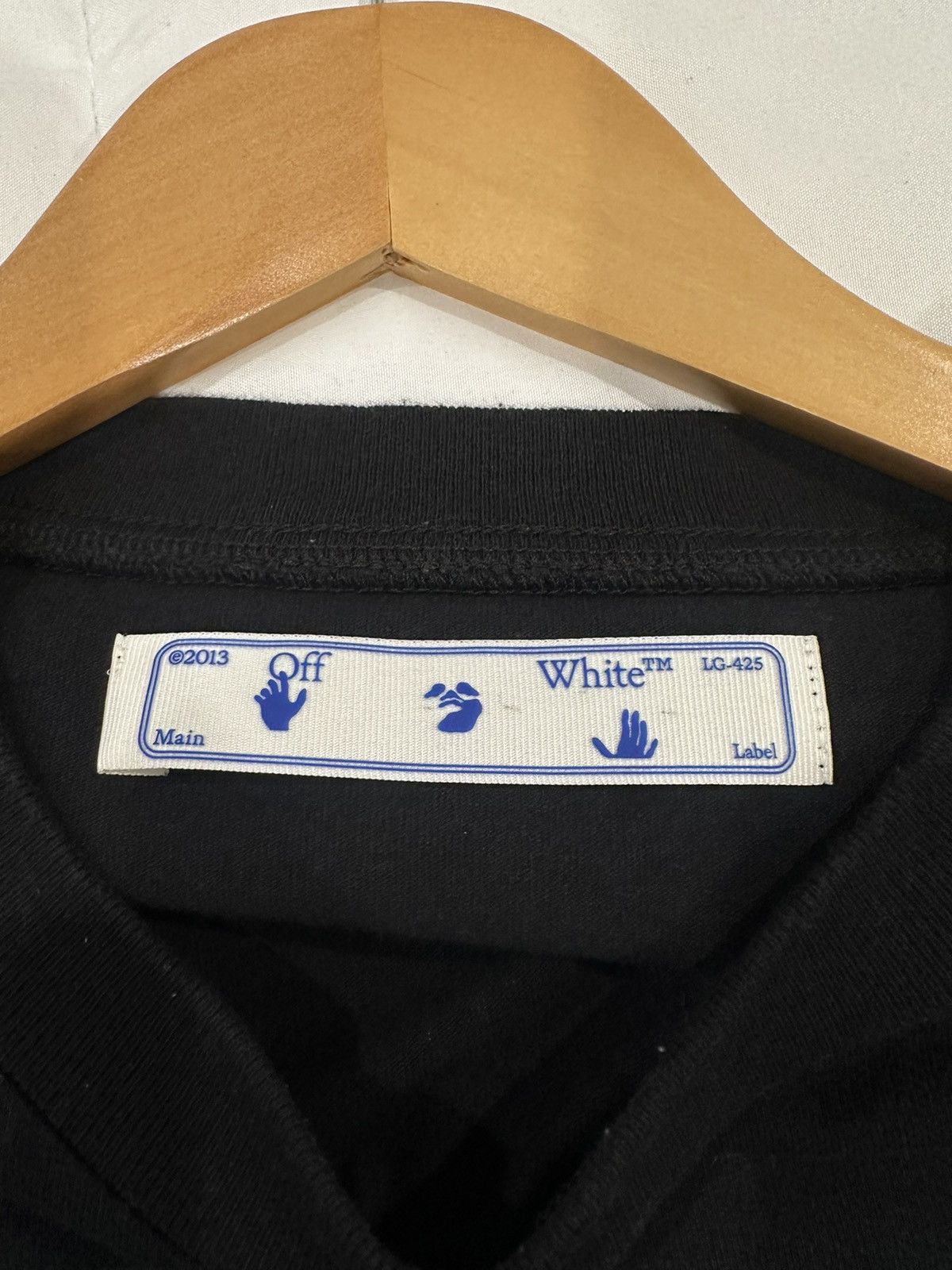 Off-White Off White Spray Paint Arrows Size US L / EU 52-54 / 3 - 4 Thumbnail