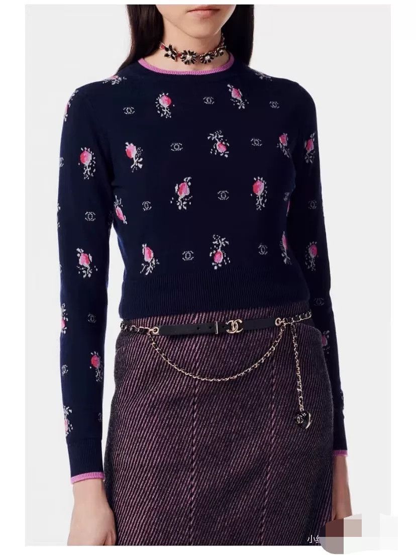 Chanel Chanel 22K Floral Cashmere Cardigan Size US S / EU 44-46 / 1 - 1 Thumbnail