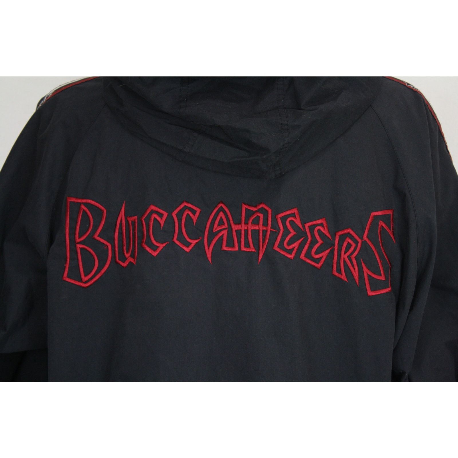 NFL × Pro Player × Vintage Vintage Tampa Buccaneers Spell Out Hooded Y2K Windbreaker Size US L / EU 52-54 / 3 - 5 Thumbnail