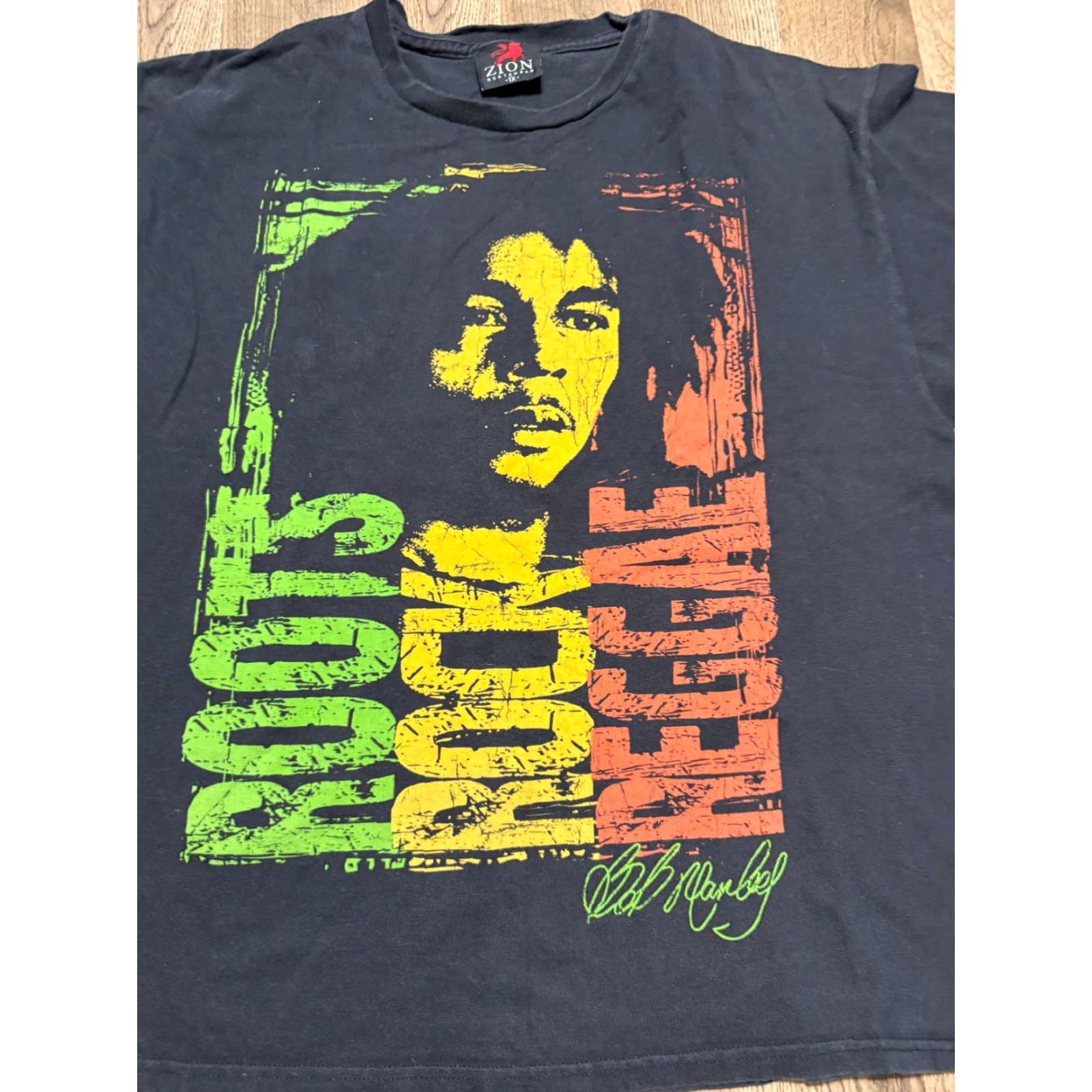 Vintage Zion Rootswear Shirt Men's 1X Black Crew Neck Short Sleeve Bob Marley Print T-Shirt Size US XL / EU 56 / 4 - 5 Thumbnail