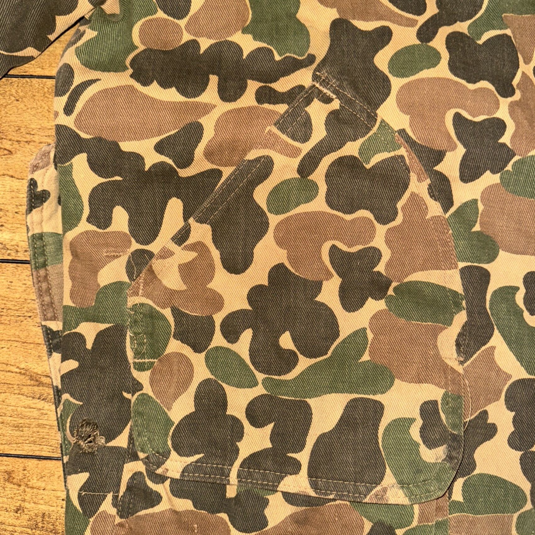 Sears VINTAGE Sears Workwear Camo Jacket XL 26X29 Green Duck Camo Camouflage Cotton Flannel Lined Men Regular XL Green - Note: ensure no extra formatting Size US XL / EU 56 / 4 - 2 Thumbnail
