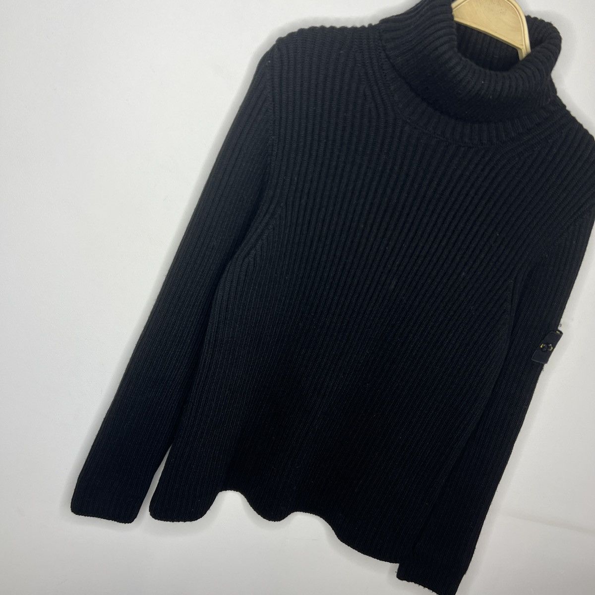 Stone Island Vintage Stone Island Ribbed Wool Turtleneck Patch Sweater Size US M / EU 48-50 / 2 - 3 Thumbnail
