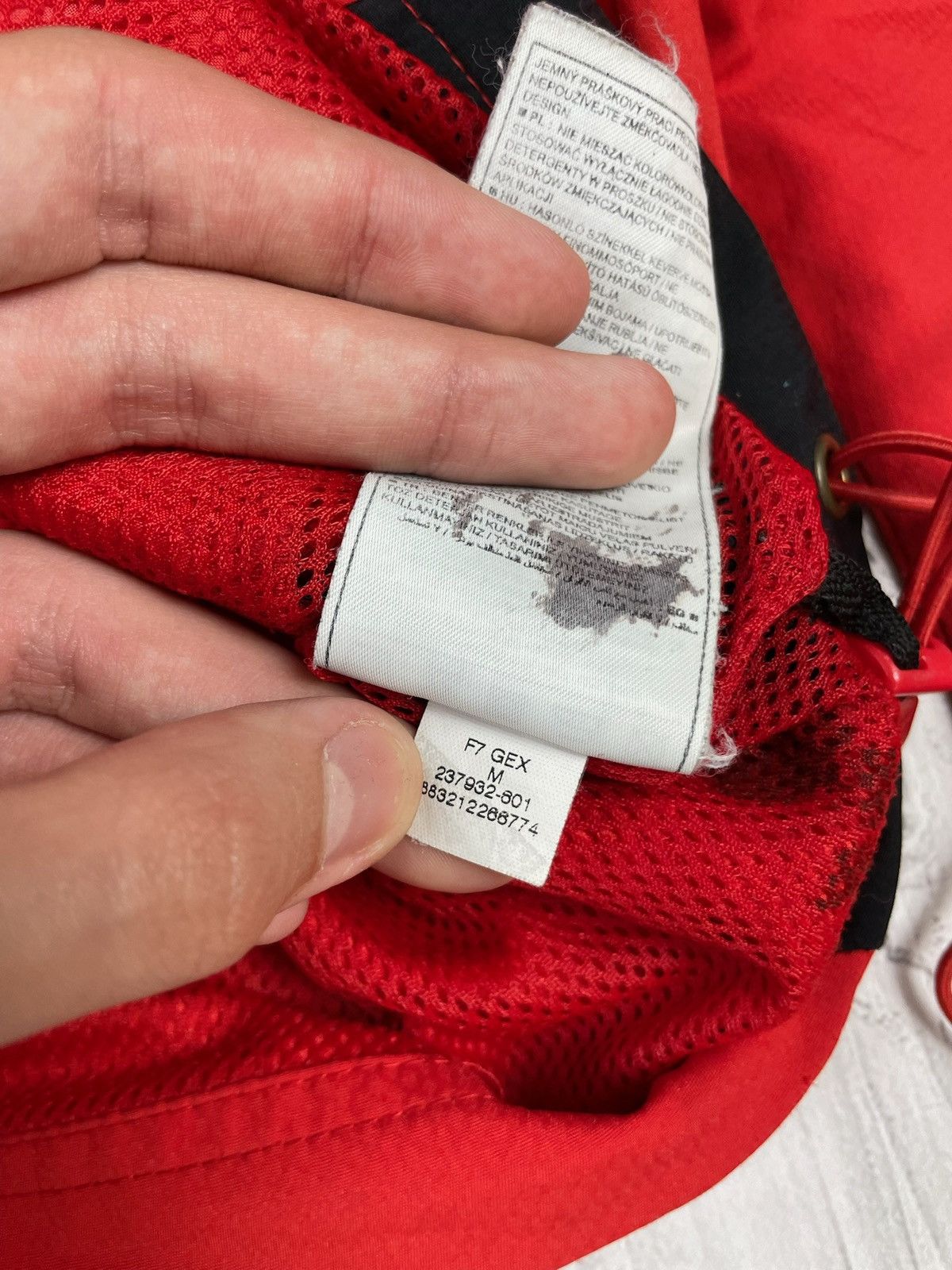 Nike Vintage nike Manchester United soccer jacket size M rare Size US M / EU 48-50 / 2 - 8 Thumbnail