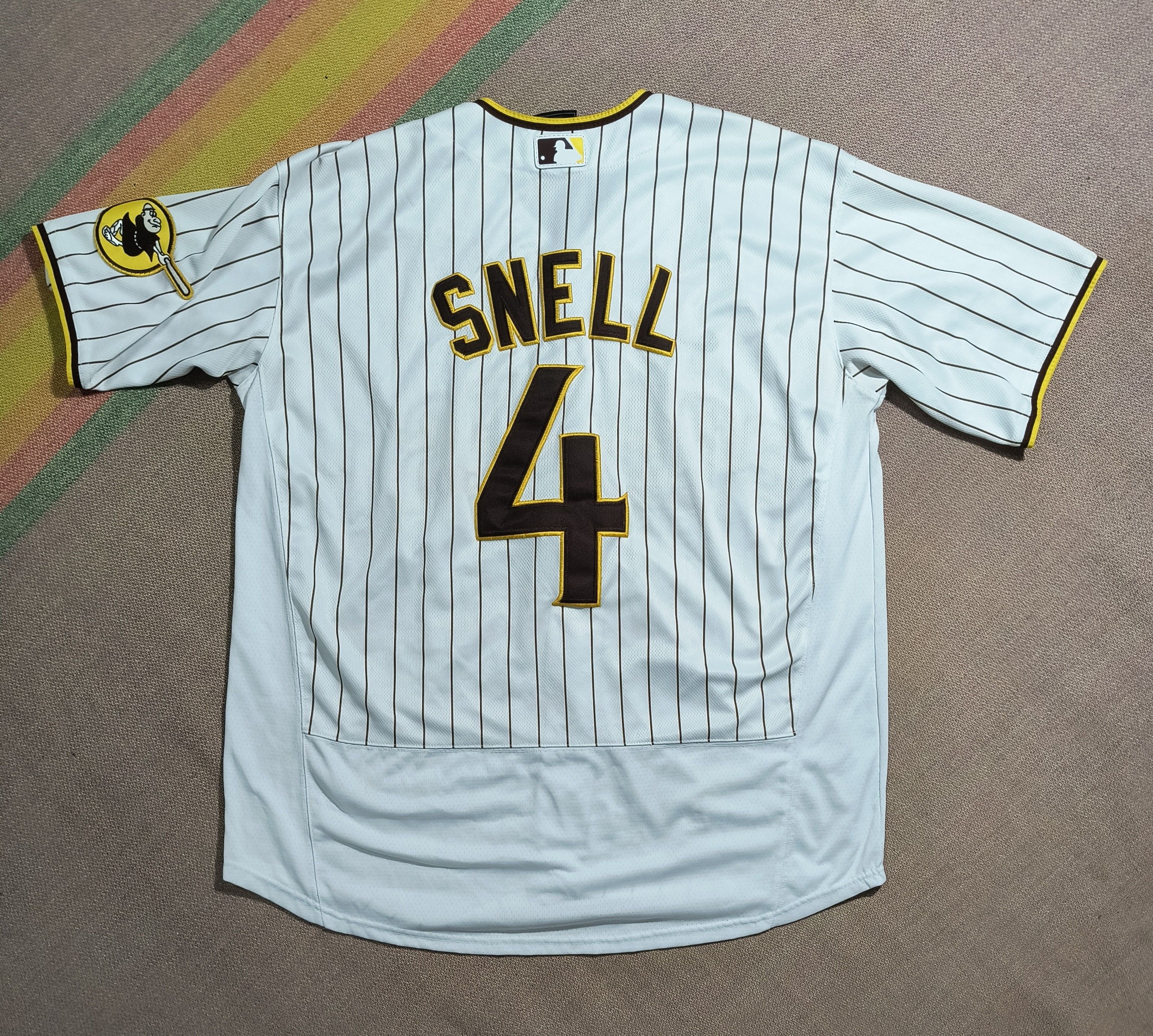 MLB Nike MLB San Diego Padres #4 Blake Snell 2021 jersey Size US XL / EU 56 / 4 - 6 Thumbnail