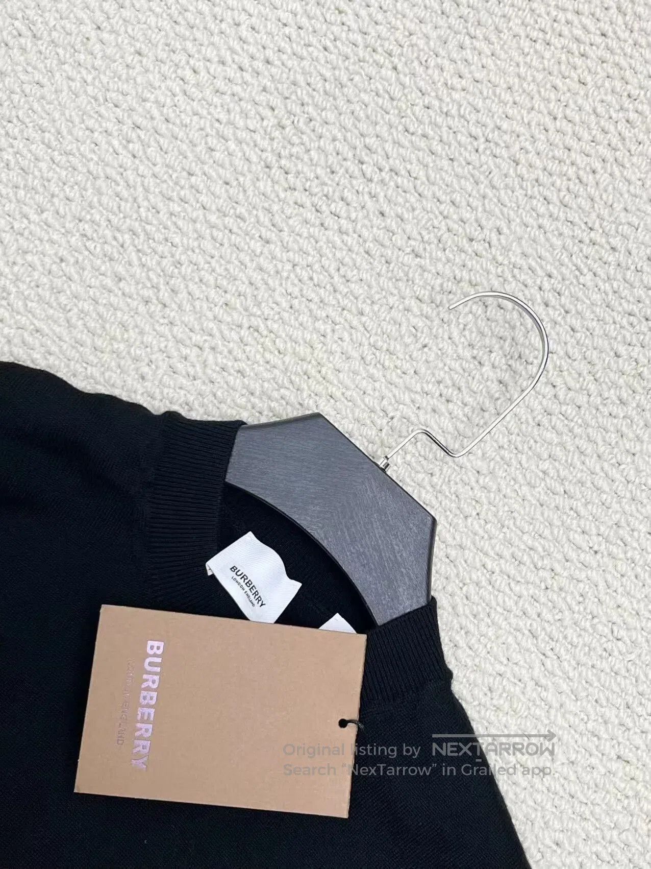 Burberry Burberry Black Wool Knit Short Sleeve Top. Size XS / US 0-2 / IT 36-38 - 3 Thumbnail