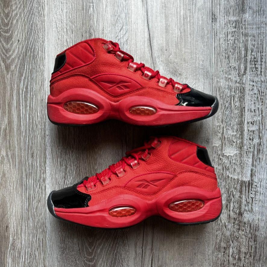 Reebok REEBOK • Question Mid "Heart Over Hype" (7M) Size US 7 / EU 40 - 2 Thumbnail