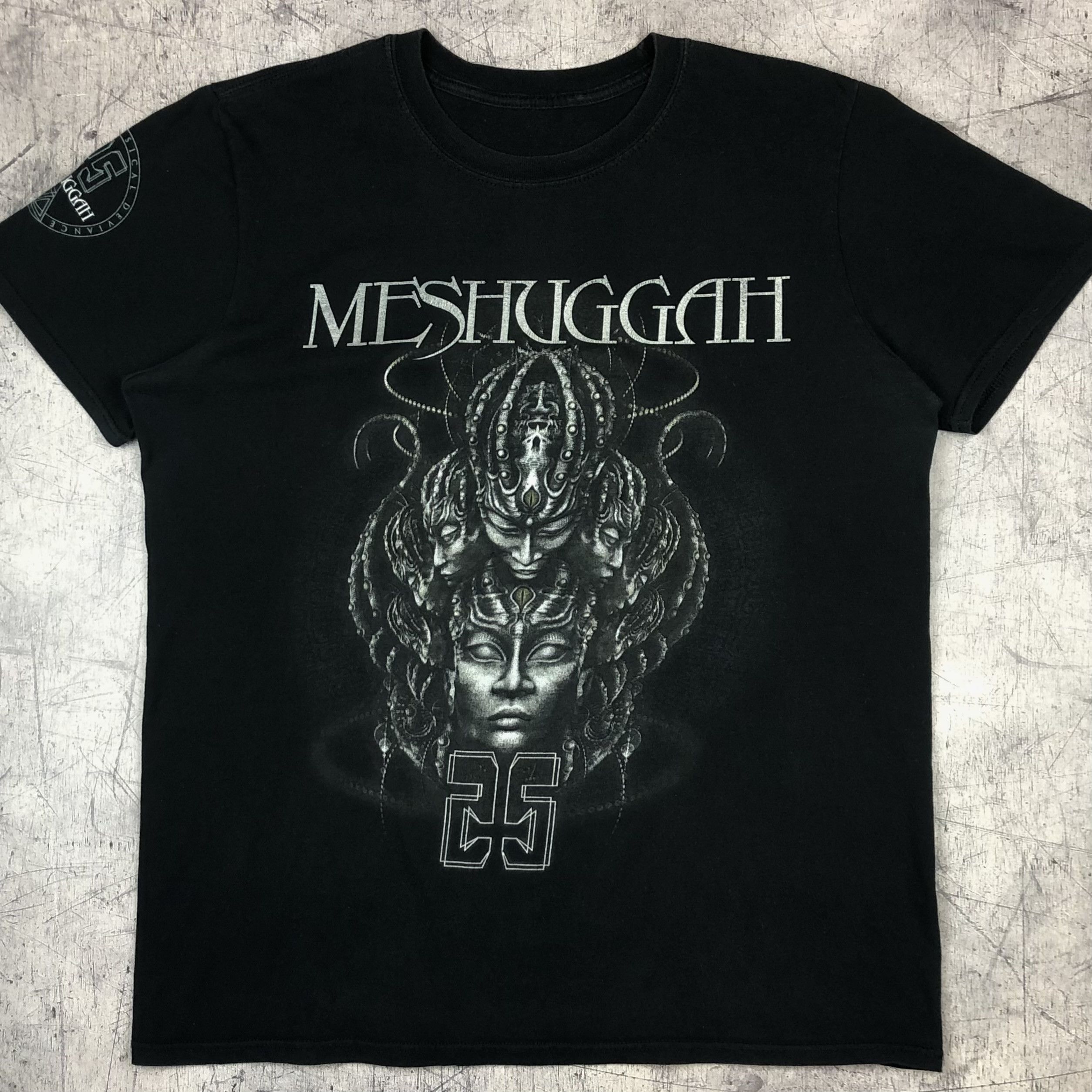 Band Tees Meshuggah 25 Year Of Musical Deviance Tee Size US L / EU 52-54 / 3 - 1 Thumbnail