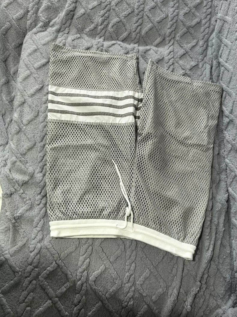 Thom Browne Thom Browne size3 Cut-out grey shorts Size US 27 - 1 Thumbnail
