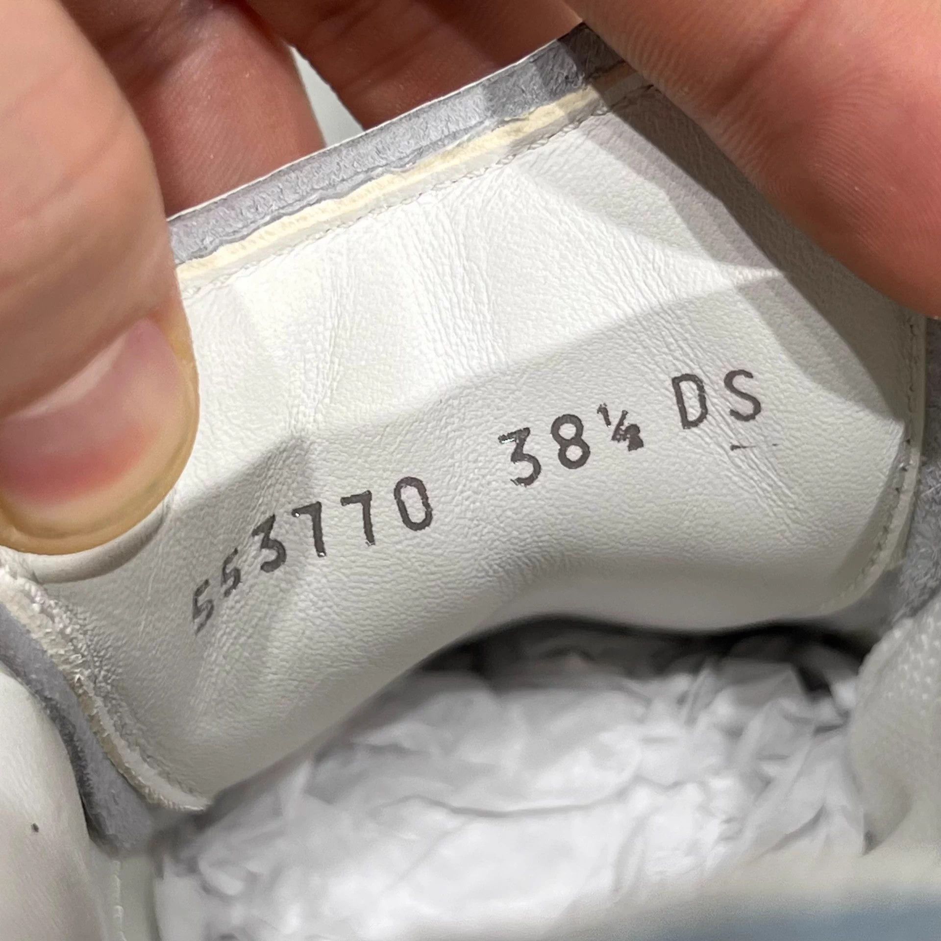 Alexander McQueen Alexander McQueen blue tab white sneakers EU 38.5 Size US 7.5 / IT 37.5 - 8 Thumbnail