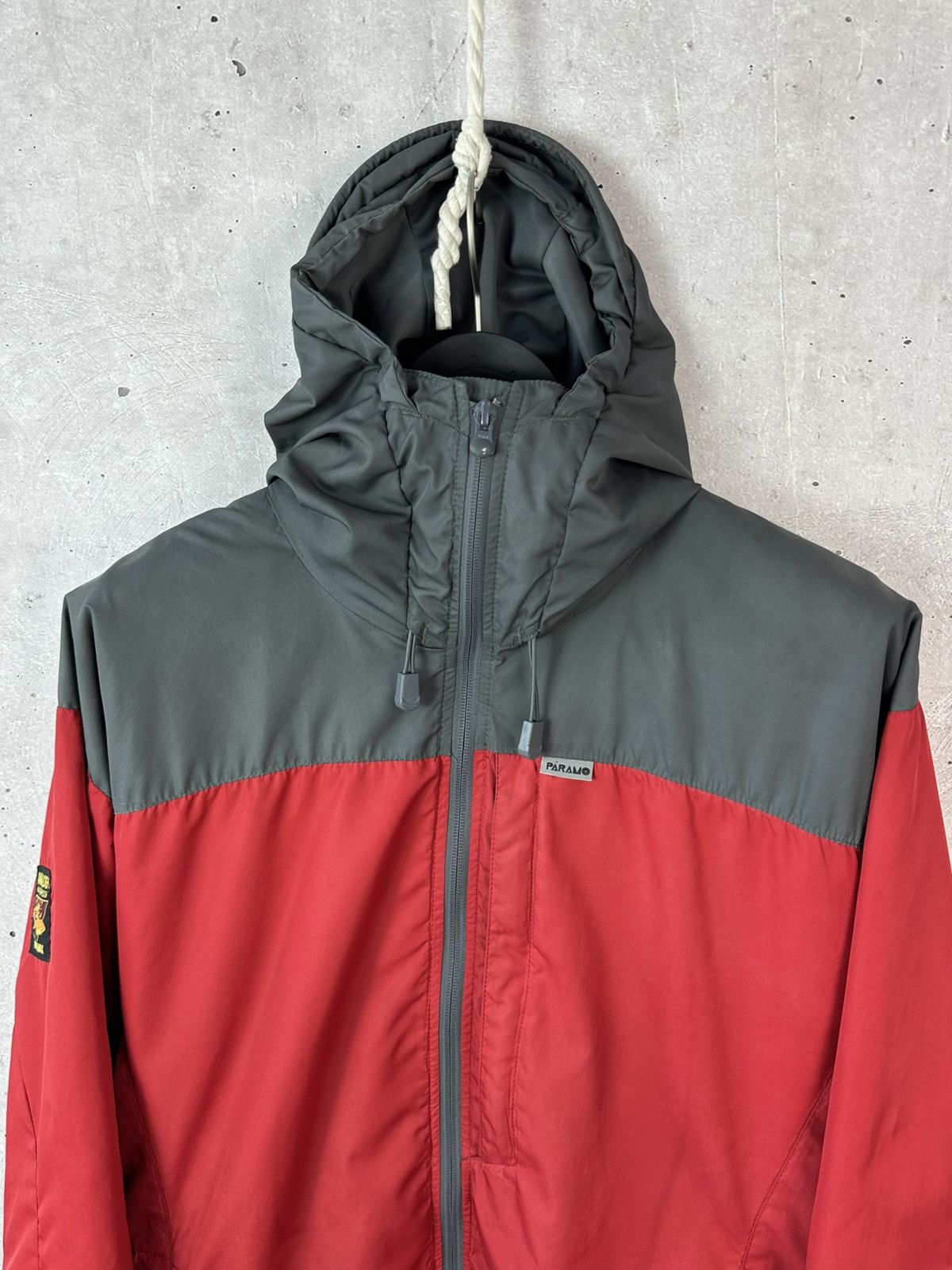 Other Paramo Analogy Waterproof by Nikmax Red-Grey Hooded Jacket Size US XL / EU 56 / 4 - 2 Thumbnail