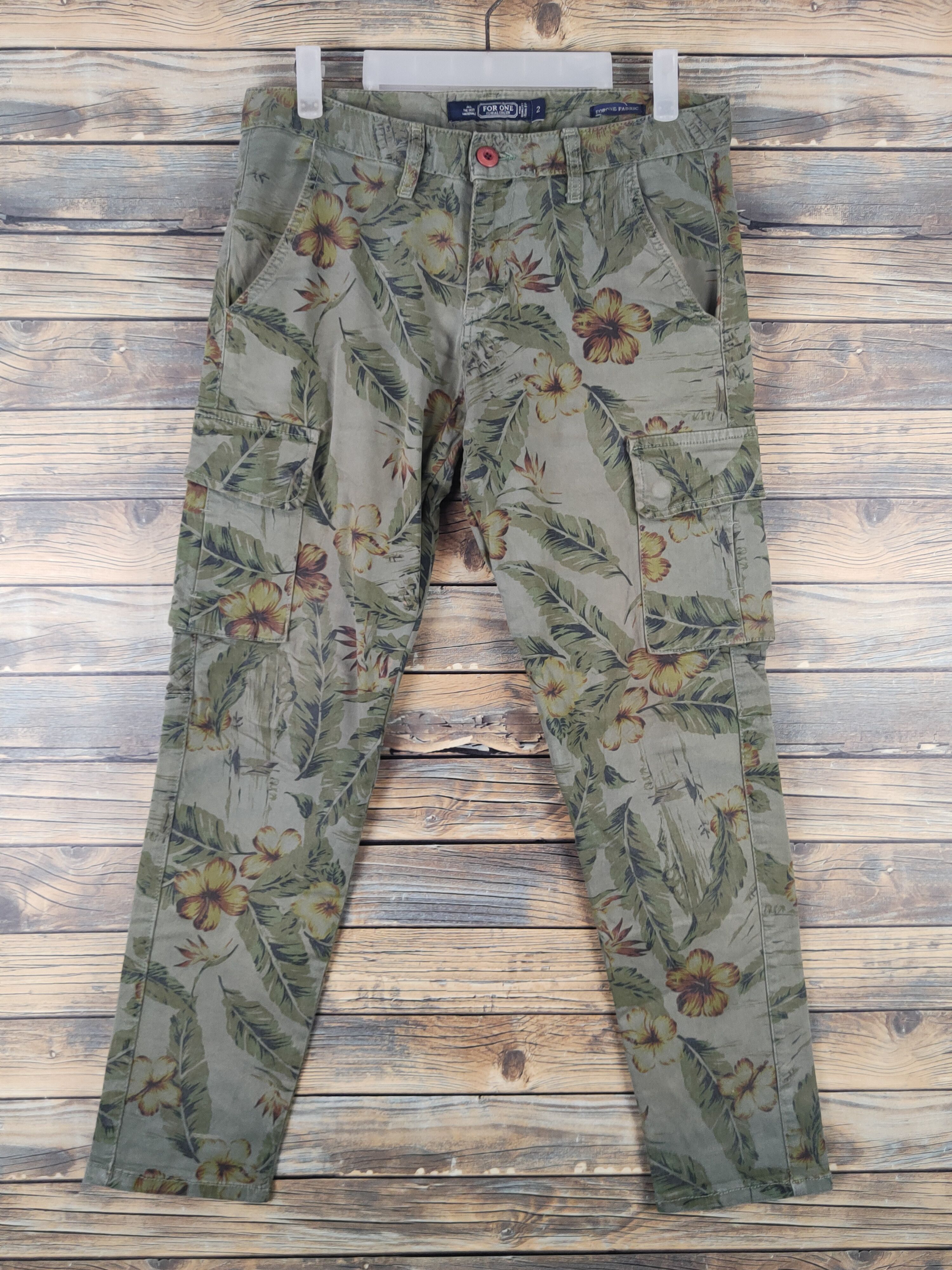 Japanese Brand DLL For One Olive Multipocket Tactical Cargo Pants #1498 Size 30" / US 8 / IT 44 - 1 Thumbnail