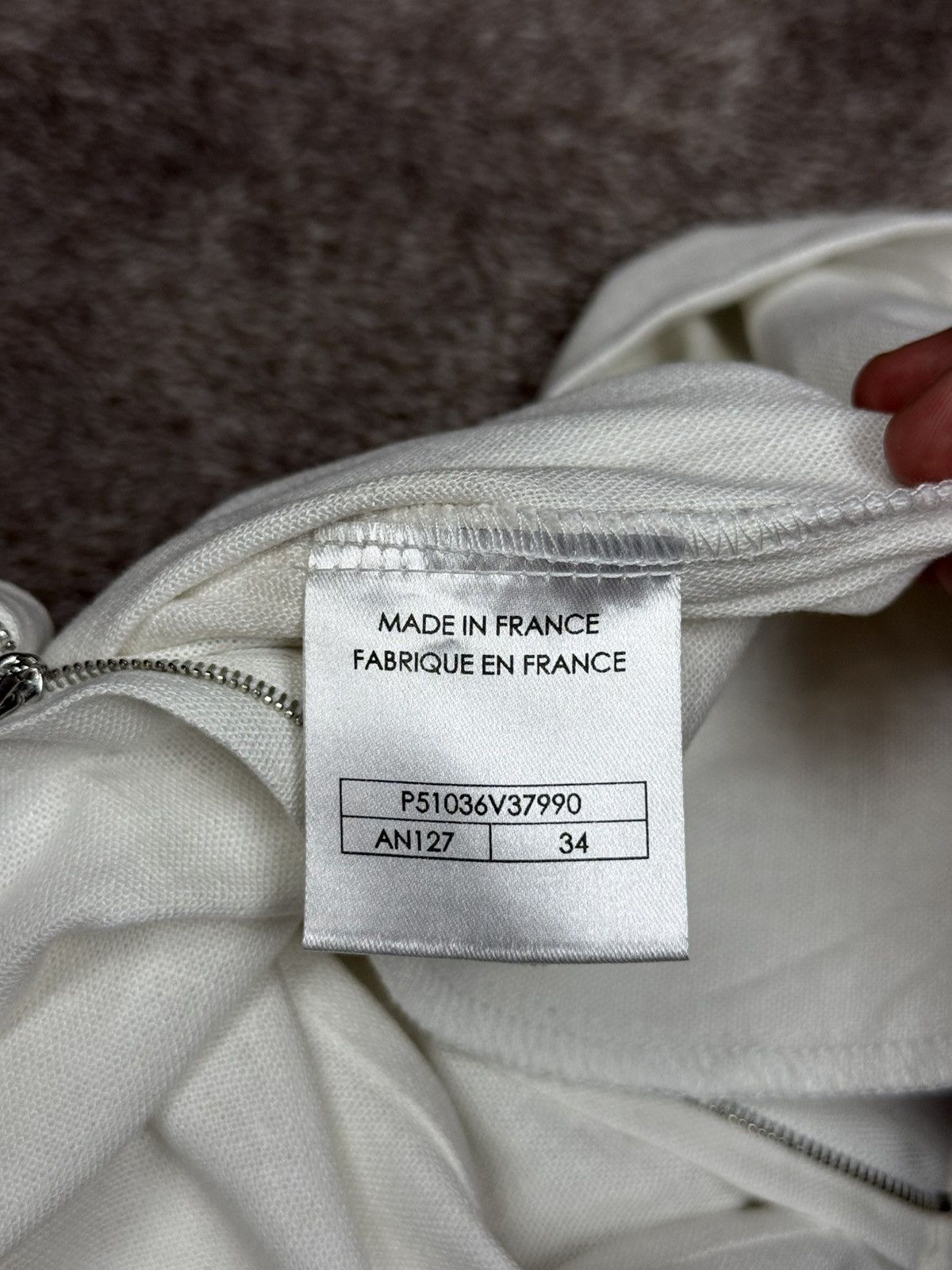 Chanel Chanel Off White Linen Textured Pleat Pocket Shorts Size 34 Size 24" / US 00 / IT 34 - 20 Thumbnail