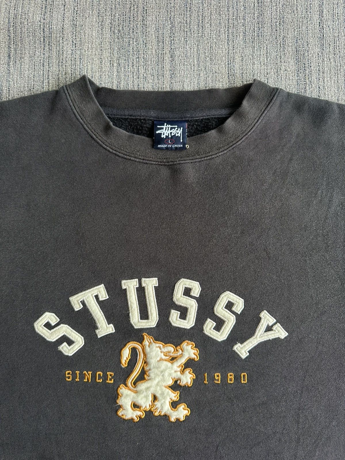 Stussy Vintage Stussy Embroidery Sweatshirt Streetwear USA Size US L / EU 52-54 / 3 - 1 Thumbnail