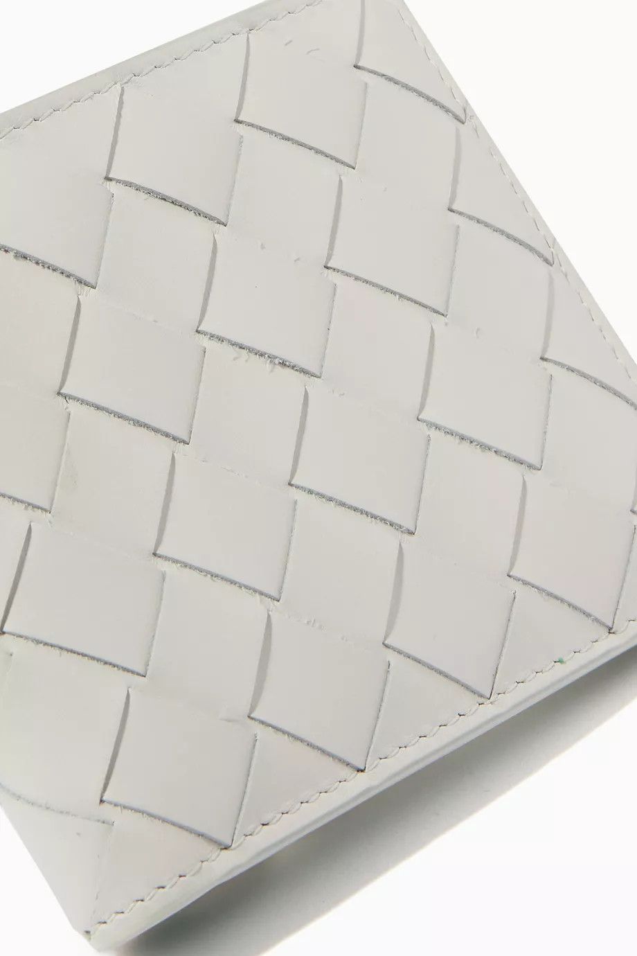 Bottega Veneta o1n1vont1124 Size: OS / Bi-Fold Wallet Intrecciato Leather Size ONE SIZE - 4 Thumbnail