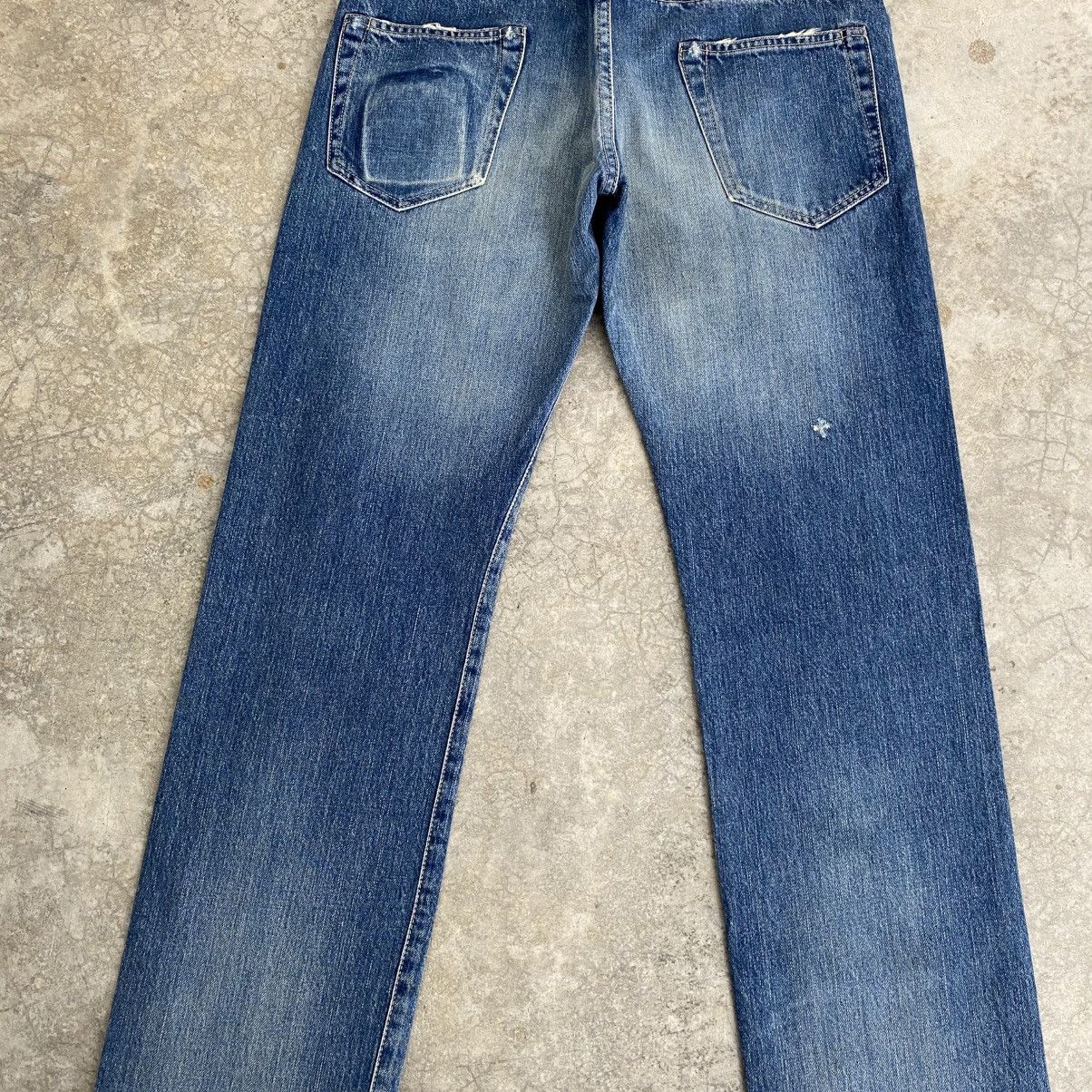 Hysteric Glamour 2000’s Hysteric Glamour Studded Distressed Selvedge Jeans Size US 31 - 15 Thumbnail
