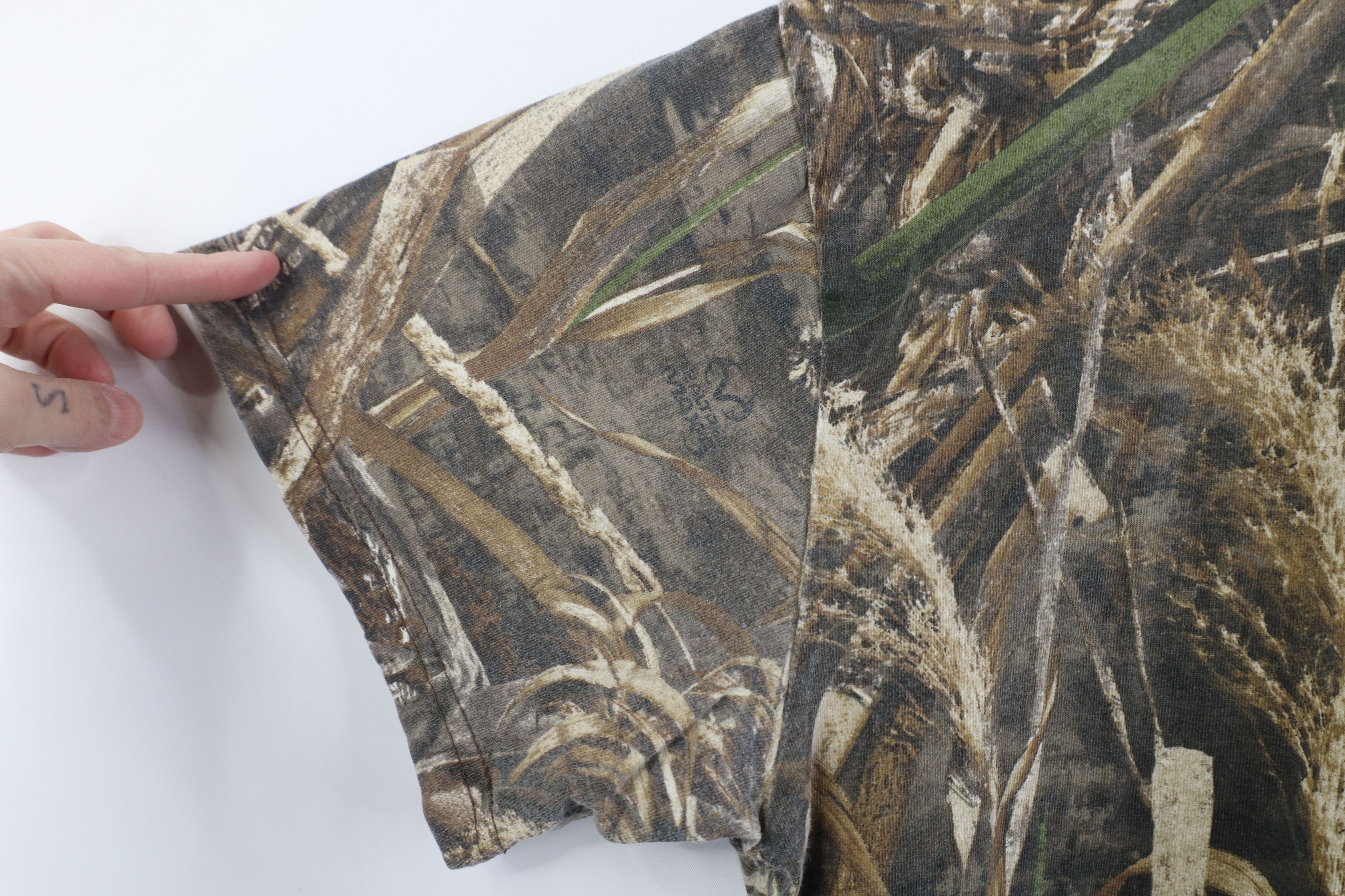 Russell Athletic Vintage Y2K Russell Athletic Camouflage Short Sleeve T-Shirt Size US L / EU 52-54 / 3 - 6 Thumbnail