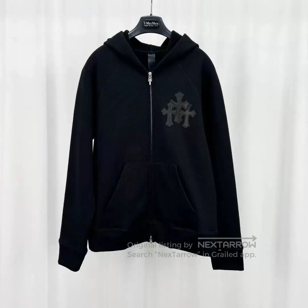 chrome hearts black zip-up hoodie.