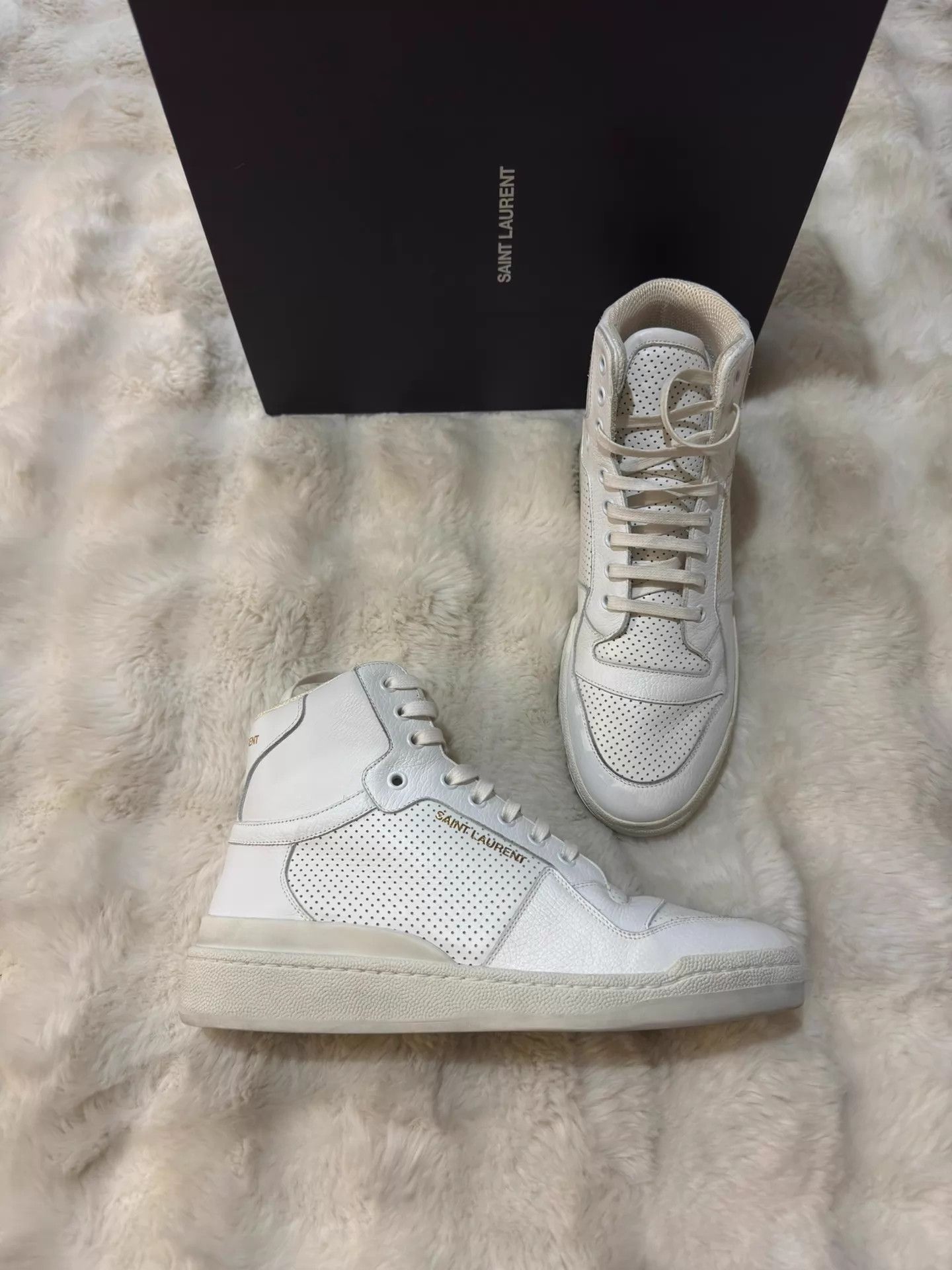 Saint Laurent Paris New SLP White High-Top Gold Logo Sneaker 41 Size US 8 / EU 41 - 1 Thumbnail