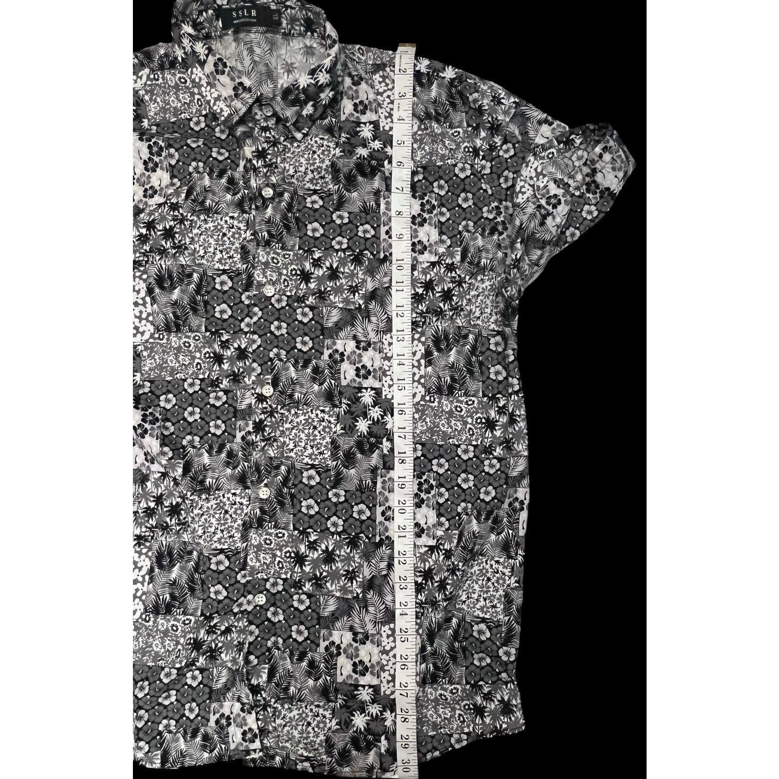 Other SSLR Men’s XL Hawaiian Shirt Black White Patch Floral Aloha Size US XL / EU 56 / 4 - 10 Thumbnail