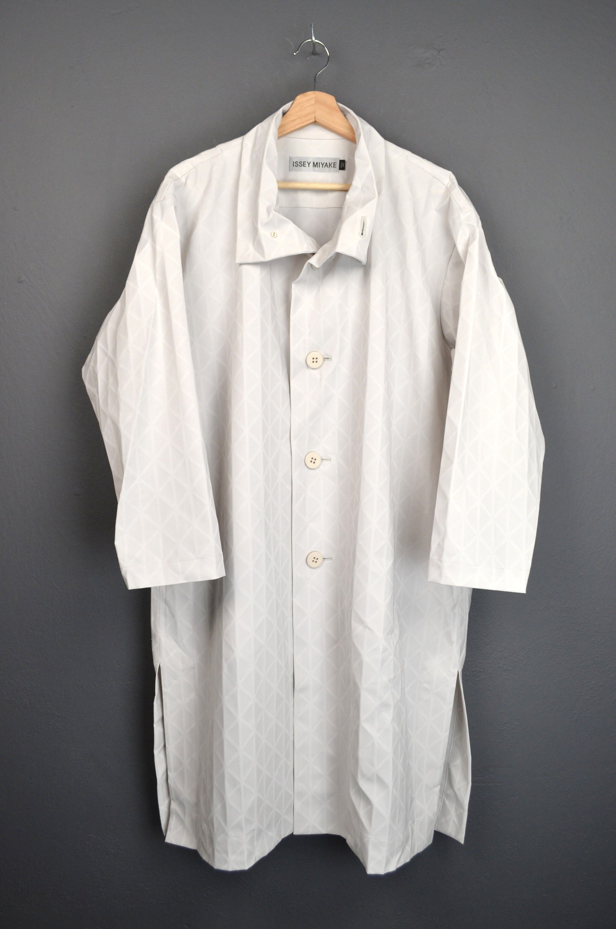 Issey Miyake Issey Miyake 1 Size Gray Blink Coat Bao Style Japan XS-S Size S / US 4 / IT 40 - 4 Thumbnail
