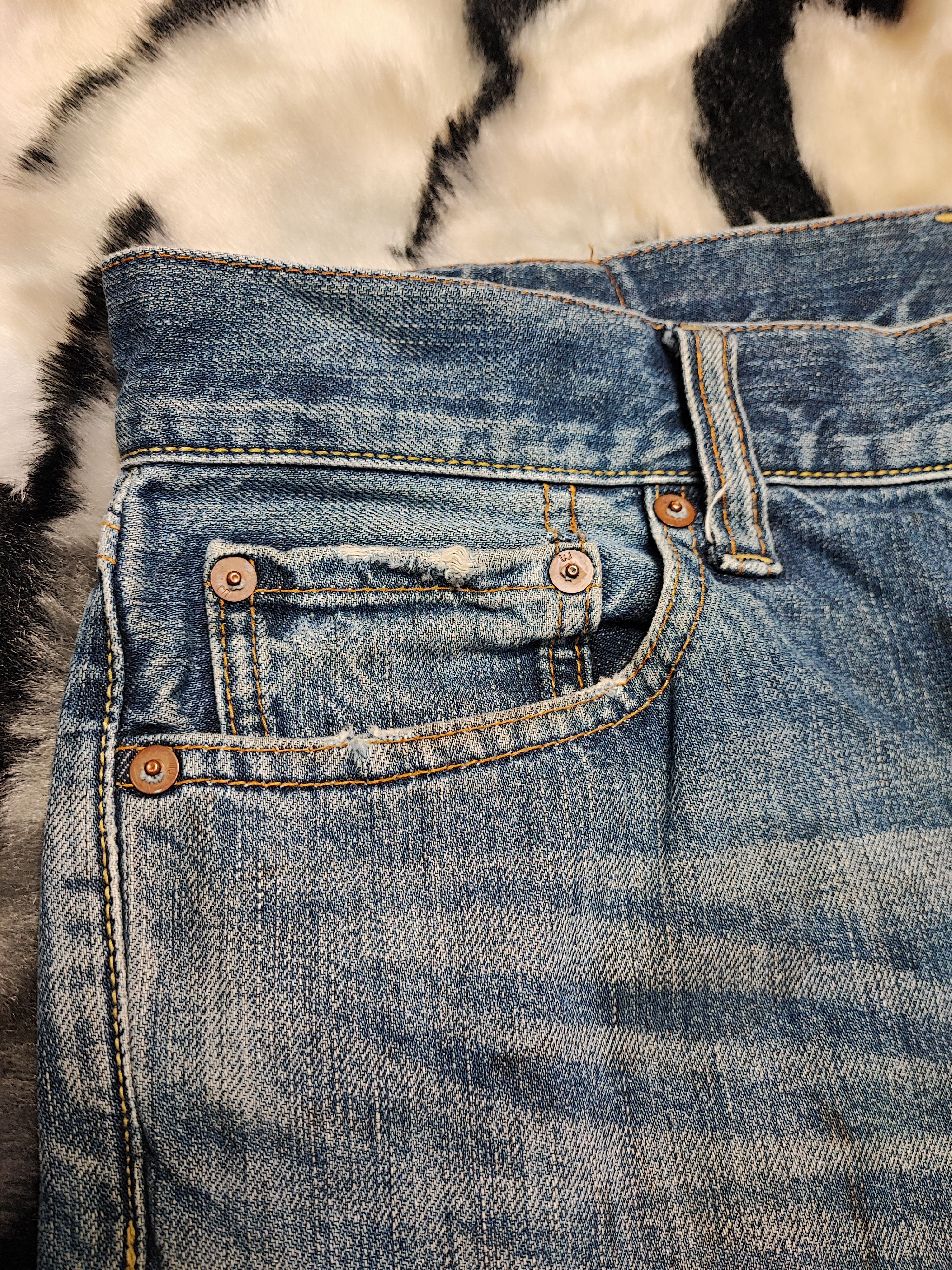 Uniqlo Vintage Distress Uniqlo Jeans Japan S002 Size US 33 - 7 Thumbnail