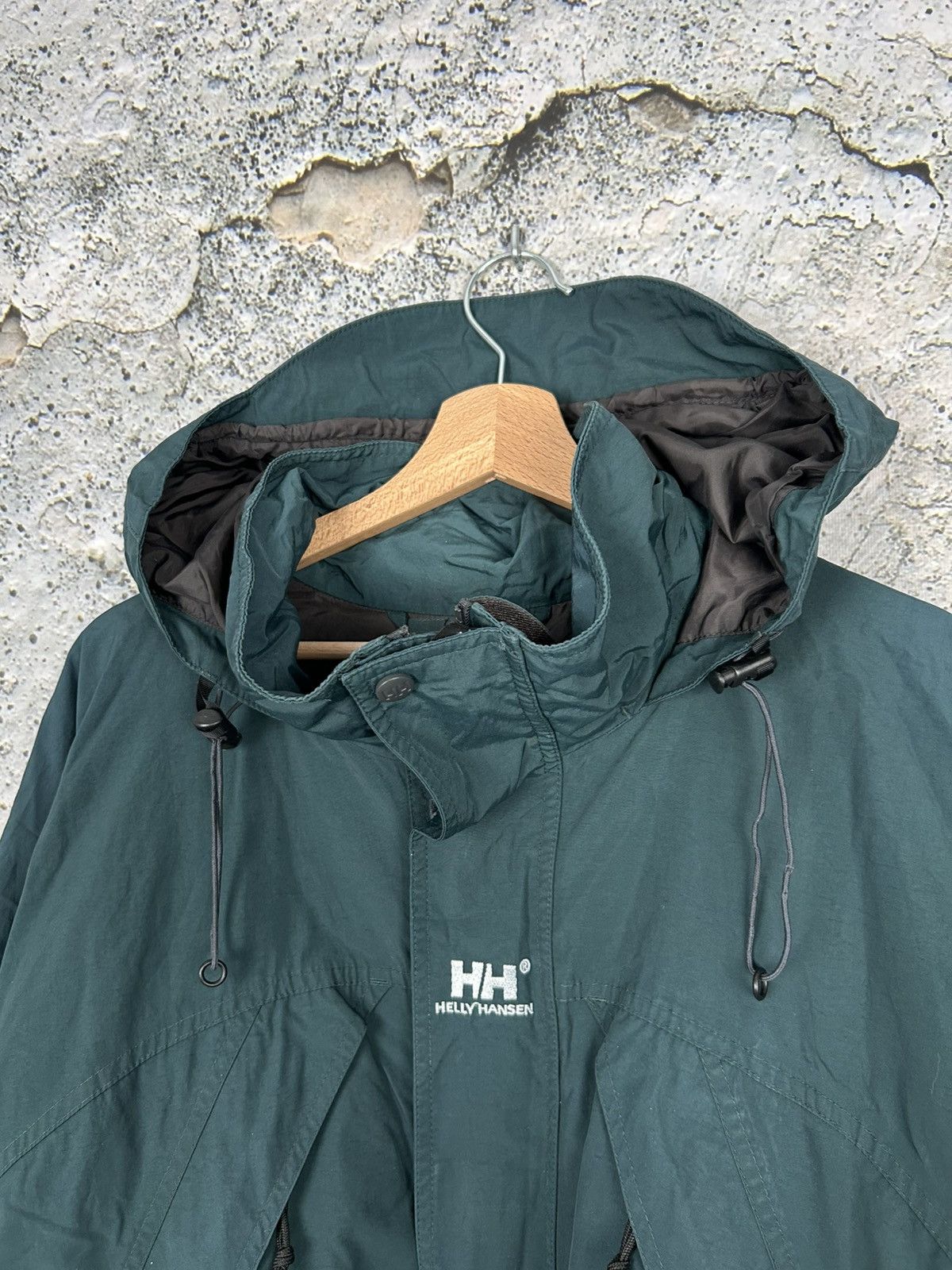 Helly Hansen Helly Hansen Gorpcore Rain Jacket Streetwear Outdoor Size US L / EU 52-54 / 3 - 3 Thumbnail