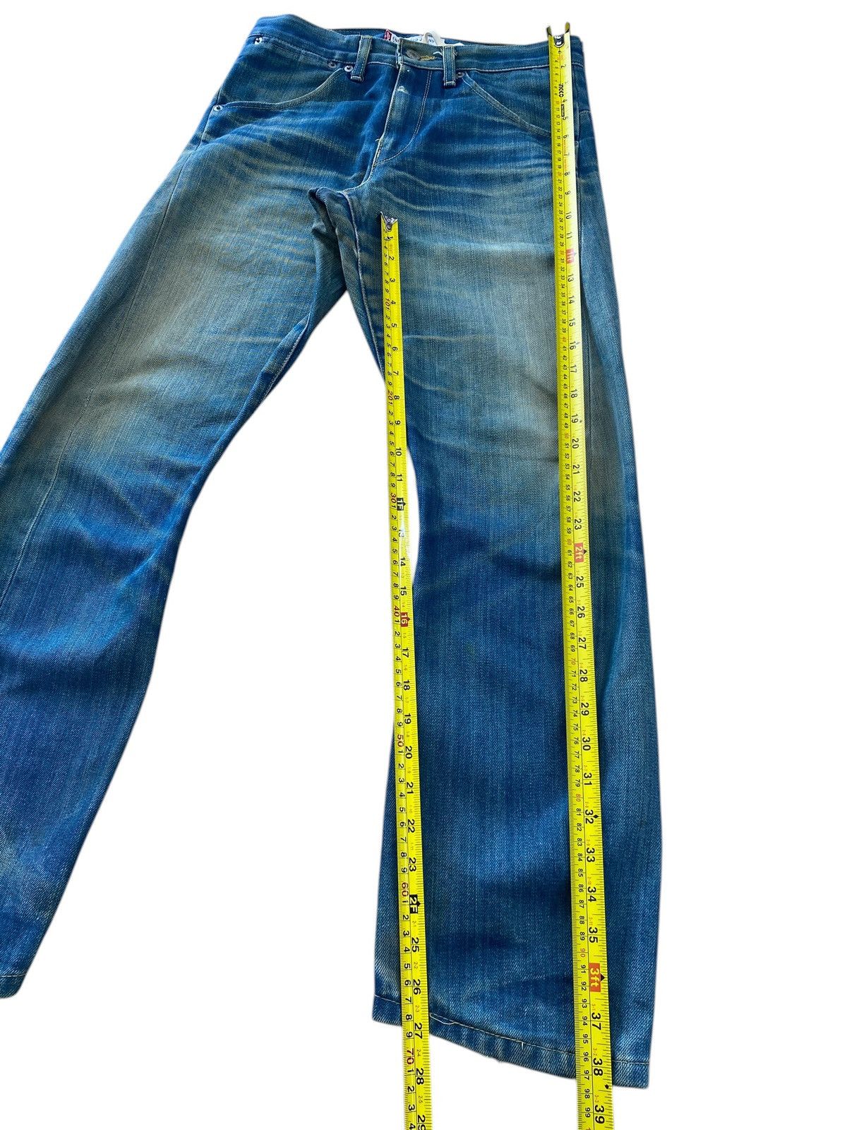 Levi's Levi’s Blue Wash Whiskered Style Twisted Leg Jeans Size US 29 - 8 Thumbnail