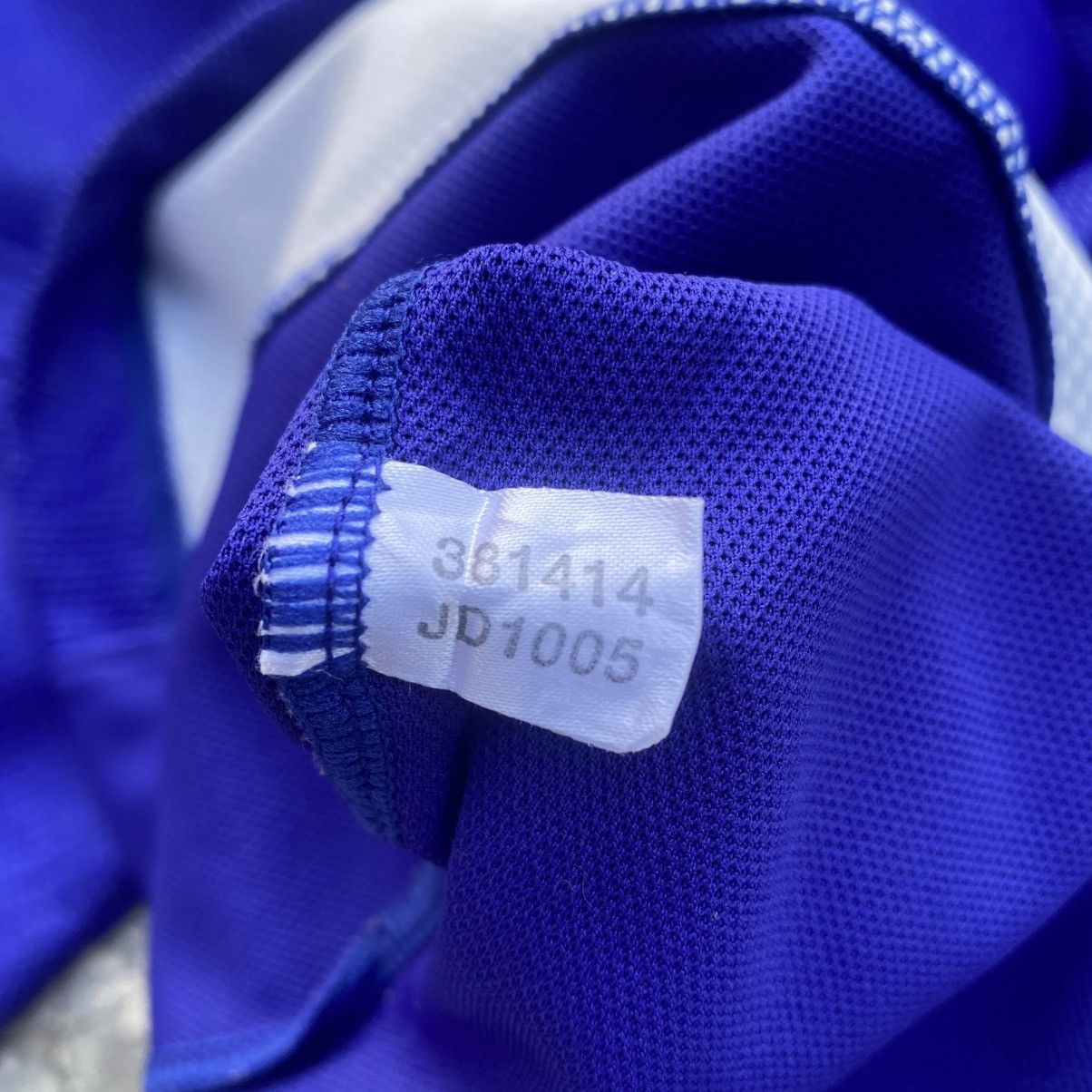 Adidas Rare 2001 Japan Blue Adidas Jersey Size US M / EU 48-50 / 2 - 9 Thumbnail