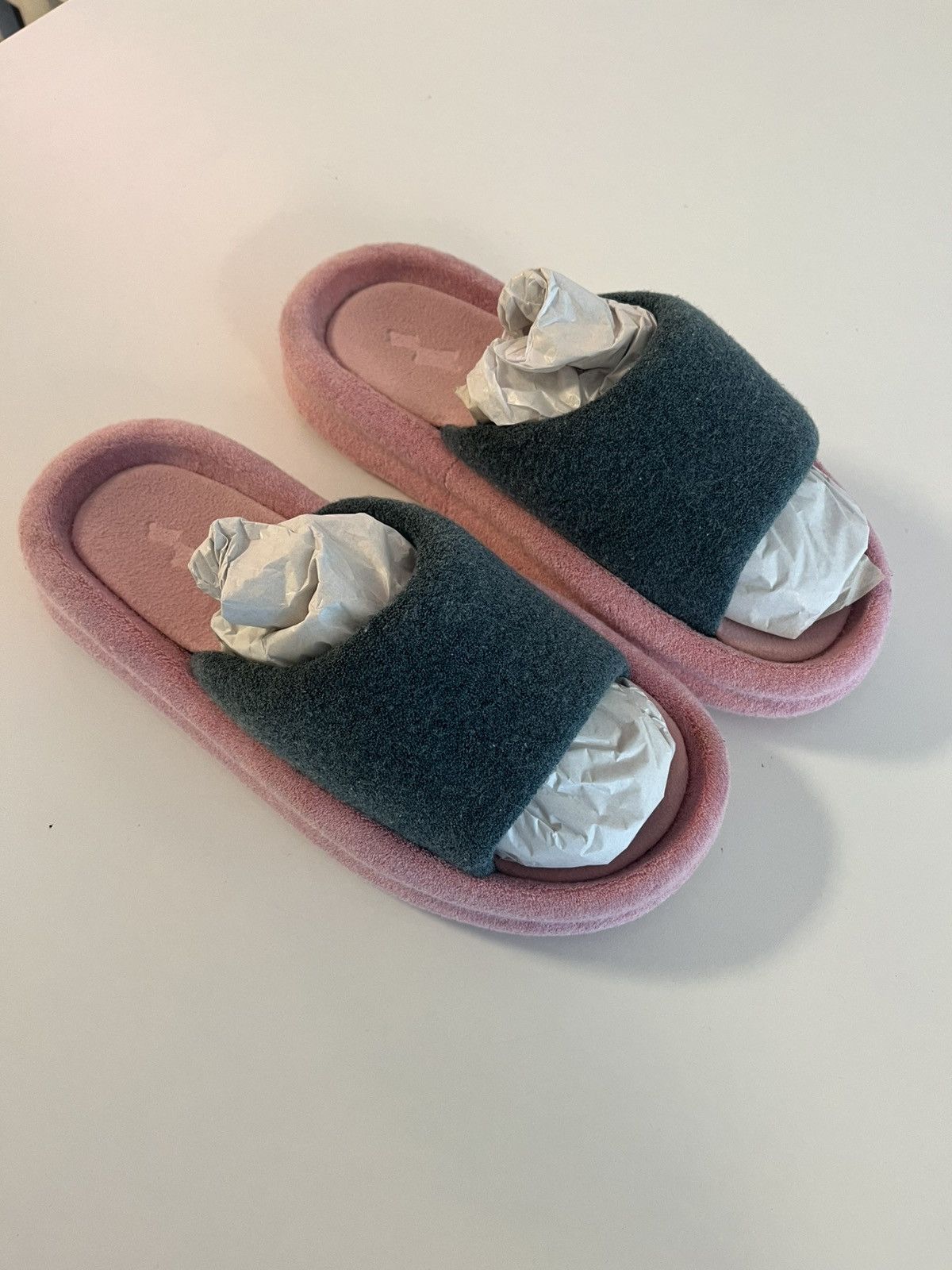 SKYLRK SKYLRK Rest Slipper | Grailed