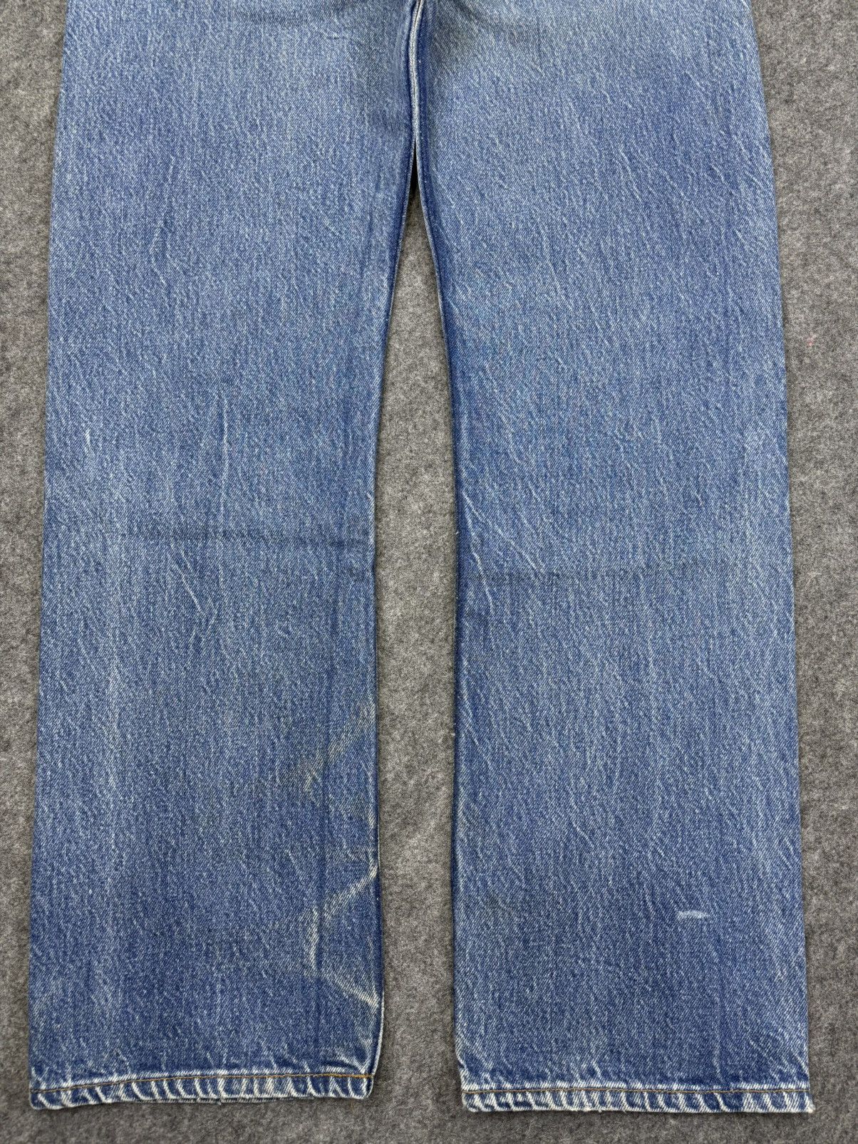 Levi's Vintage 80s Levis 501 Original Cut Medium Wash Denim F798 Size US 31 - 13 Thumbnail
