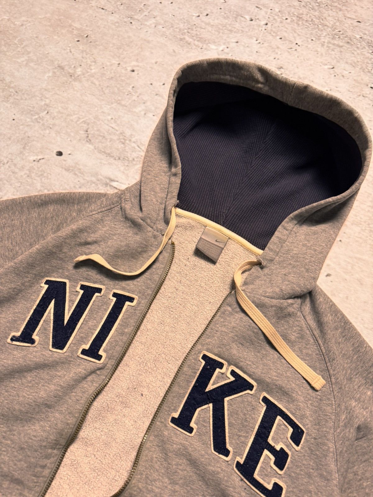 Nike × Vintage NIKE VINTAGE CENTER LOGO OVERSIZE BOXY ZIP HOODIE Size US S / EU 44-46 / 1 - 3 Thumbnail