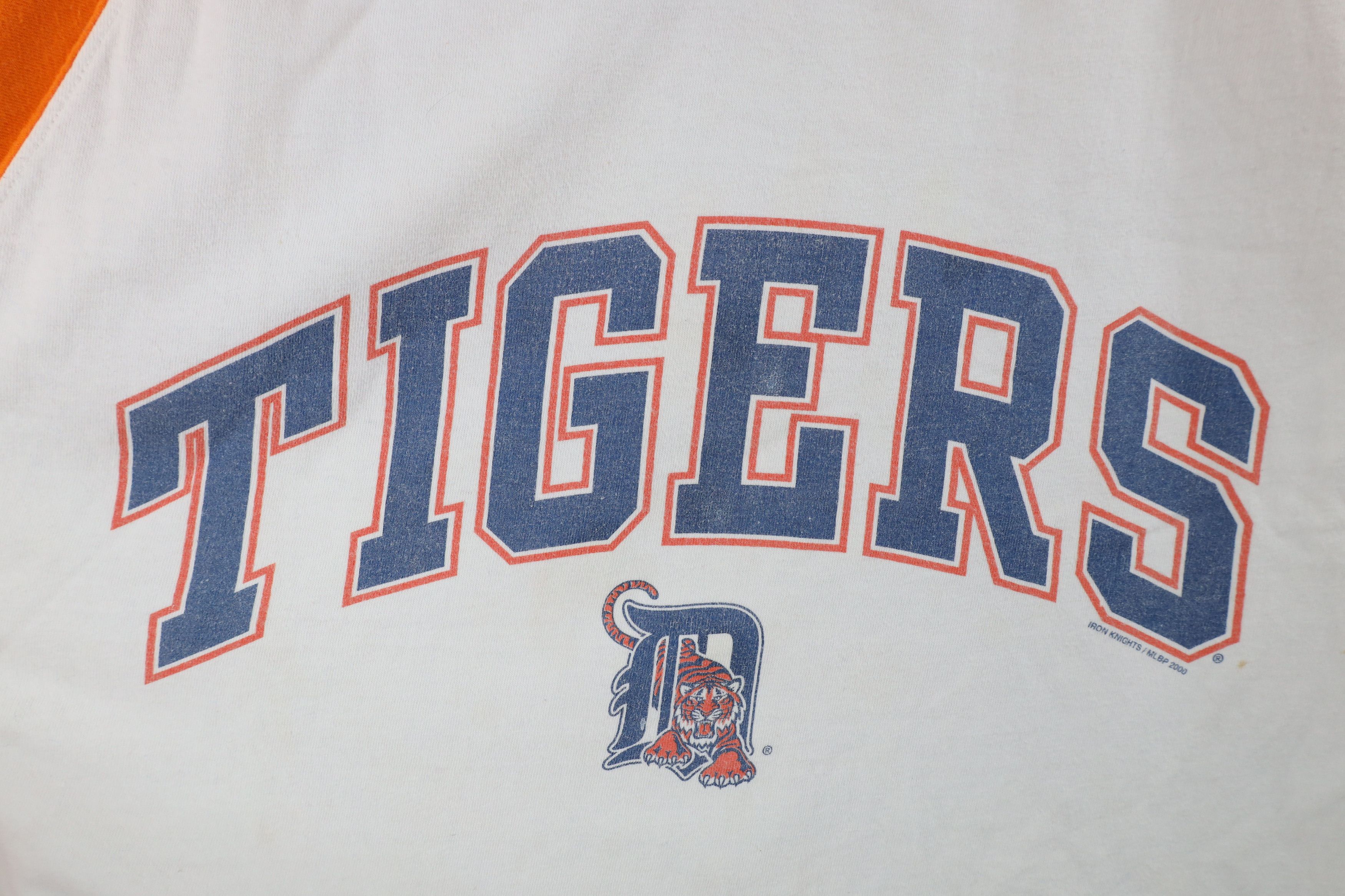 Vintage Vintage Y2K 2000 Detroit Tigers Baseball Raglan T-Shirt Size US L / EU 52-54 / 3 - 4 Thumbnail
