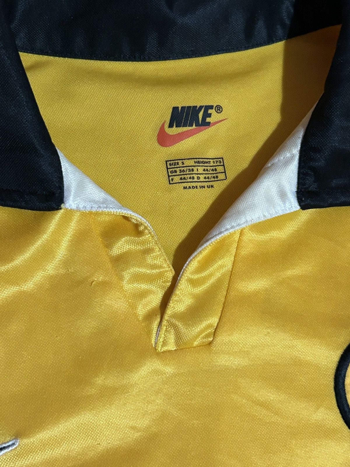 Nike VINTAGE NIKE BORUSSIA DORTMUND BOBIC FOOTBALL Size US S / EU 44-46 / 1 - 4 Thumbnail