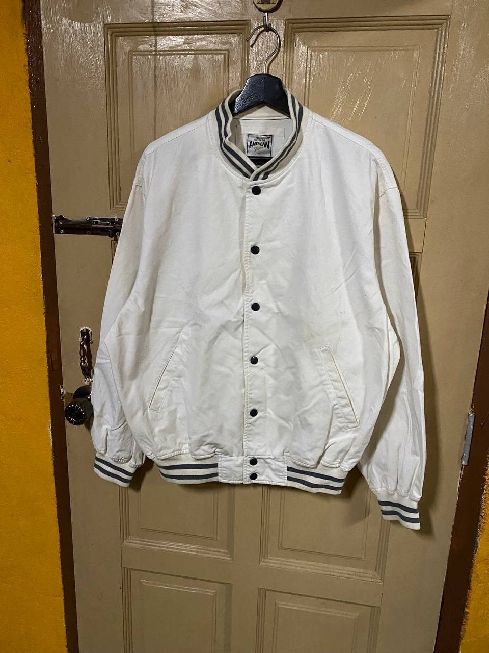 Vintage Vintage Embroidered Scene Varsity Jacket Size US L / EU 52-54 / 3 - 4 Thumbnail