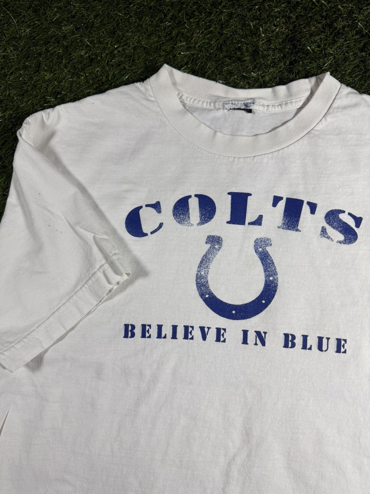 NFL Vintage Y2k Indianapolis Colts Essential NFL Spellout Tee Size US L / EU 52-54 / 3 - 1 Thumbnail