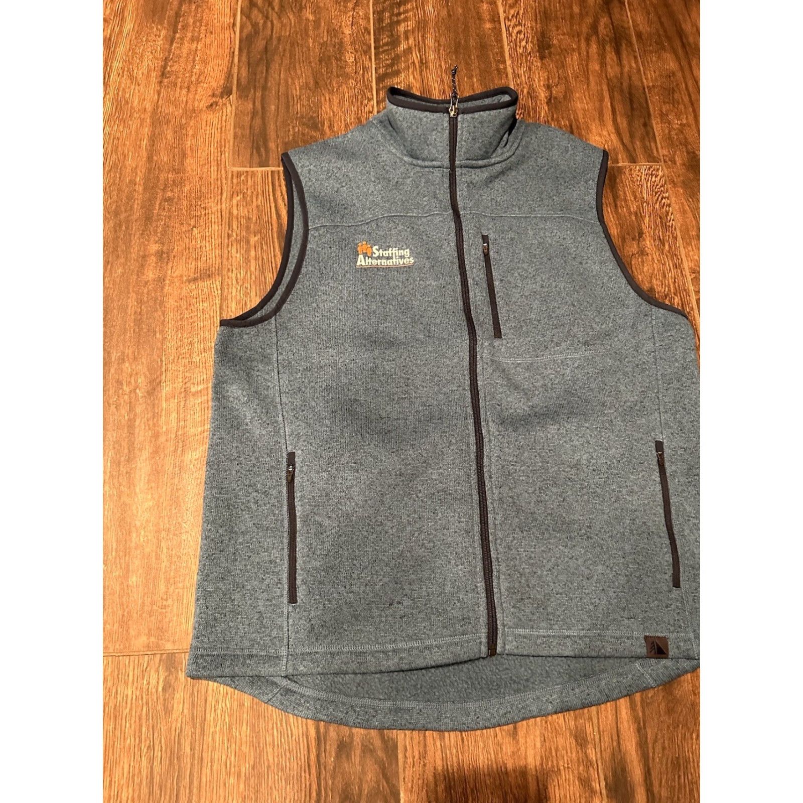 Vintage NWT LL Bean Men's Vest Fleece Zip Large Regular Blue Stand-Up Collar Pockets Full Zip All Seasons | Windbreaker | Outdoor, Sports Mens Size US L / EU 52-54 / 3 - 5 Thumbnail