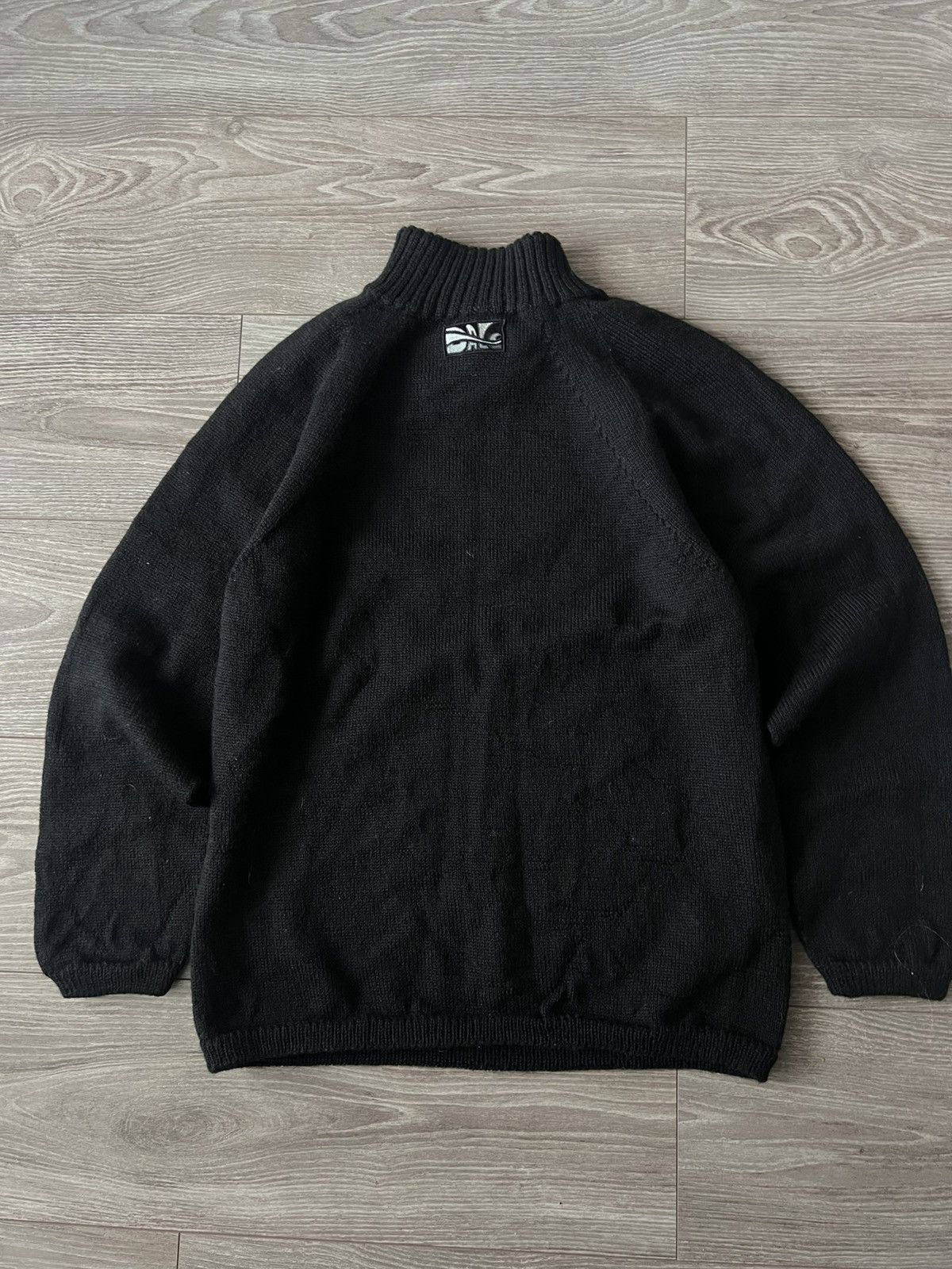 Dale Of Norway ‼️Vintage Dale of Norway 100% Wool Fire Emblem Lampo Sweater‼️ Size US M / EU 48-50 / 2 - 13 Thumbnail